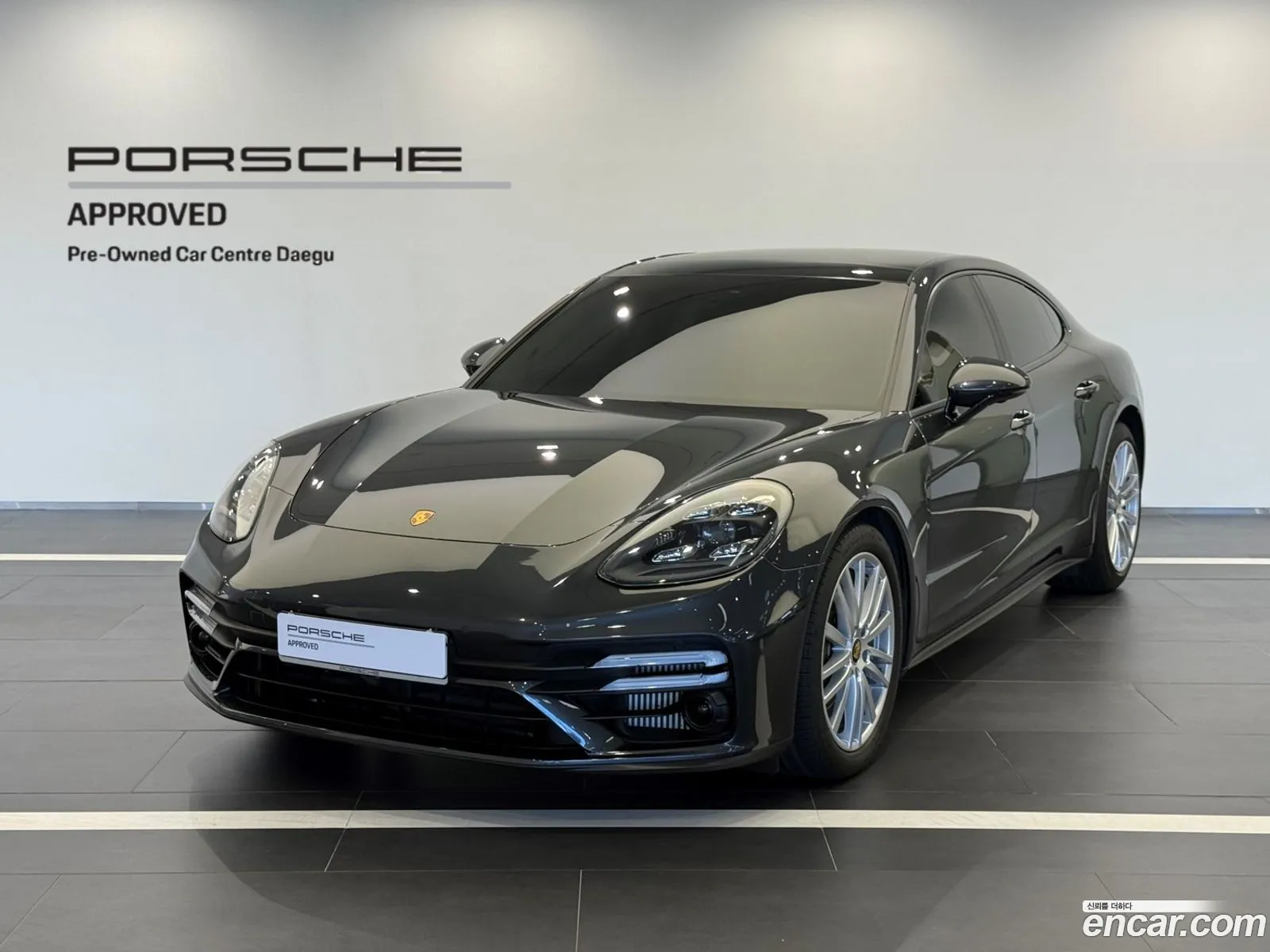 Porsche Panamera 2023 — 18