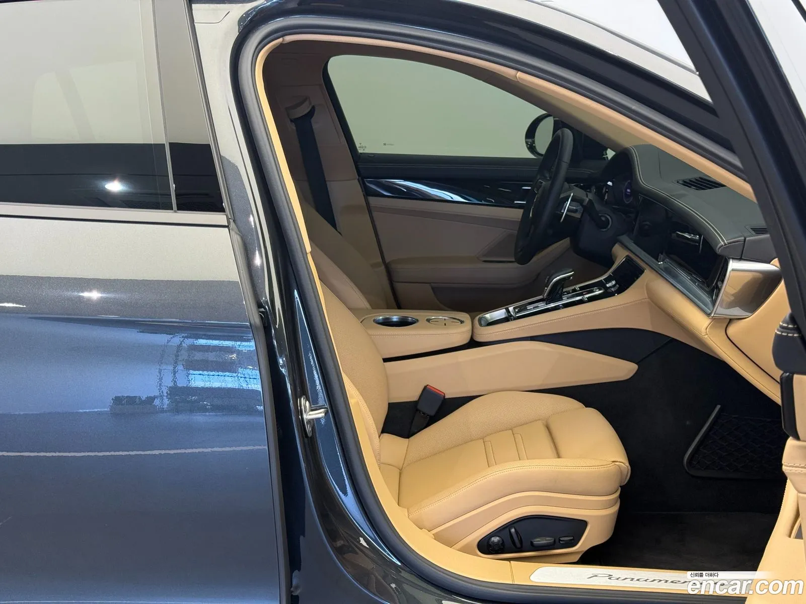 Porsche Panamera 2023 — 3
