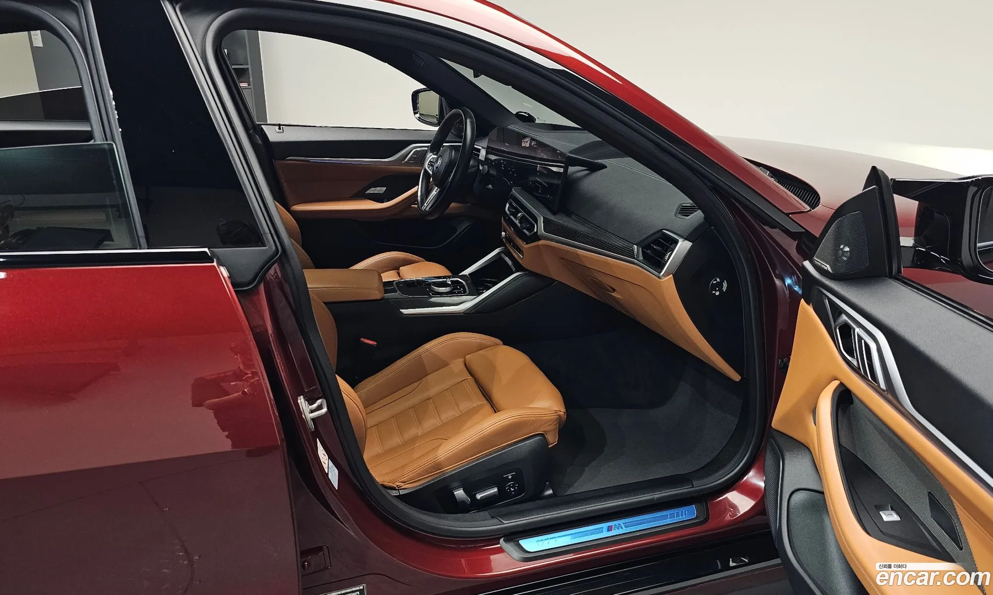 BMW i4 2023 WBY31AW02RFR36475 — 3