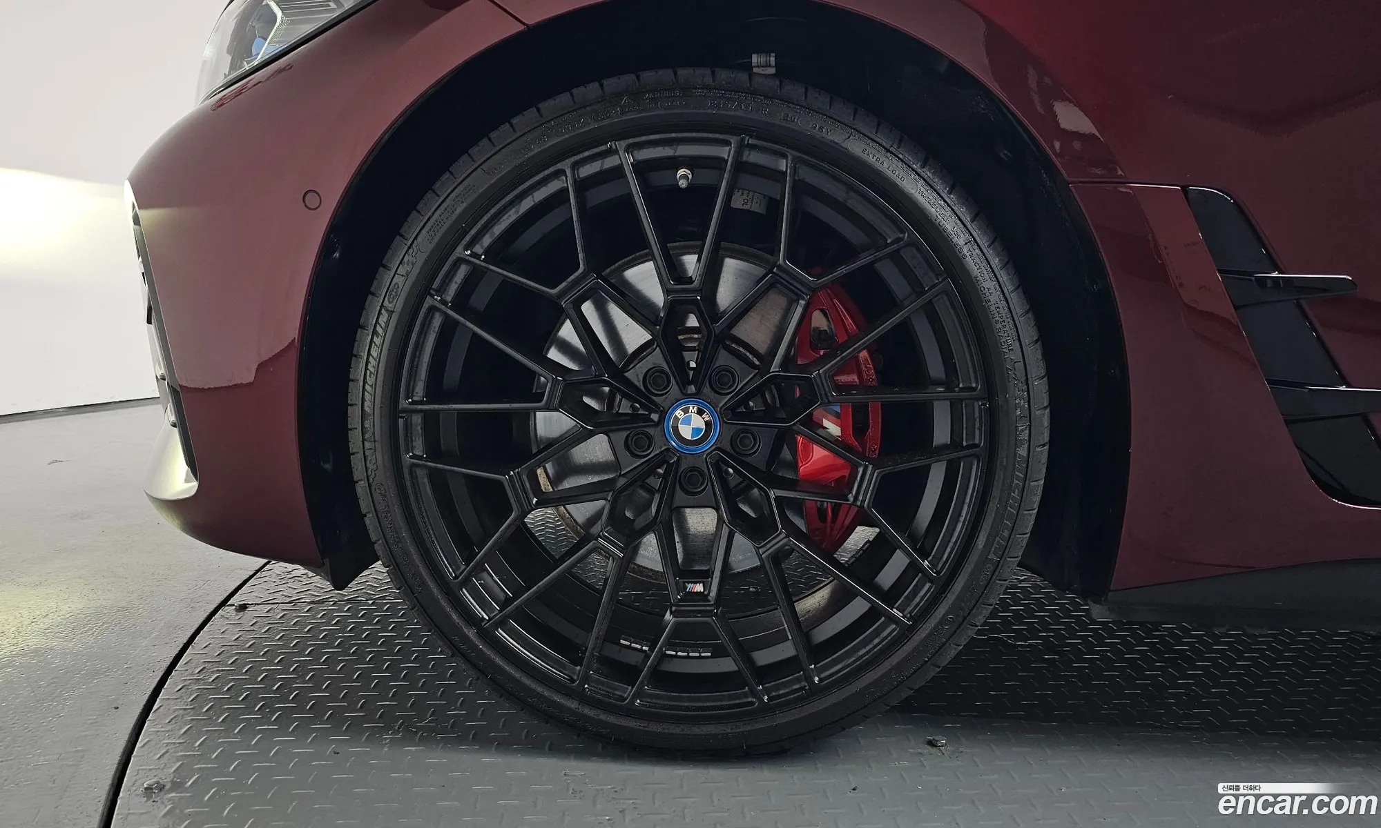 BMW i4 2023 WBY31AW02RFR36475 — 27