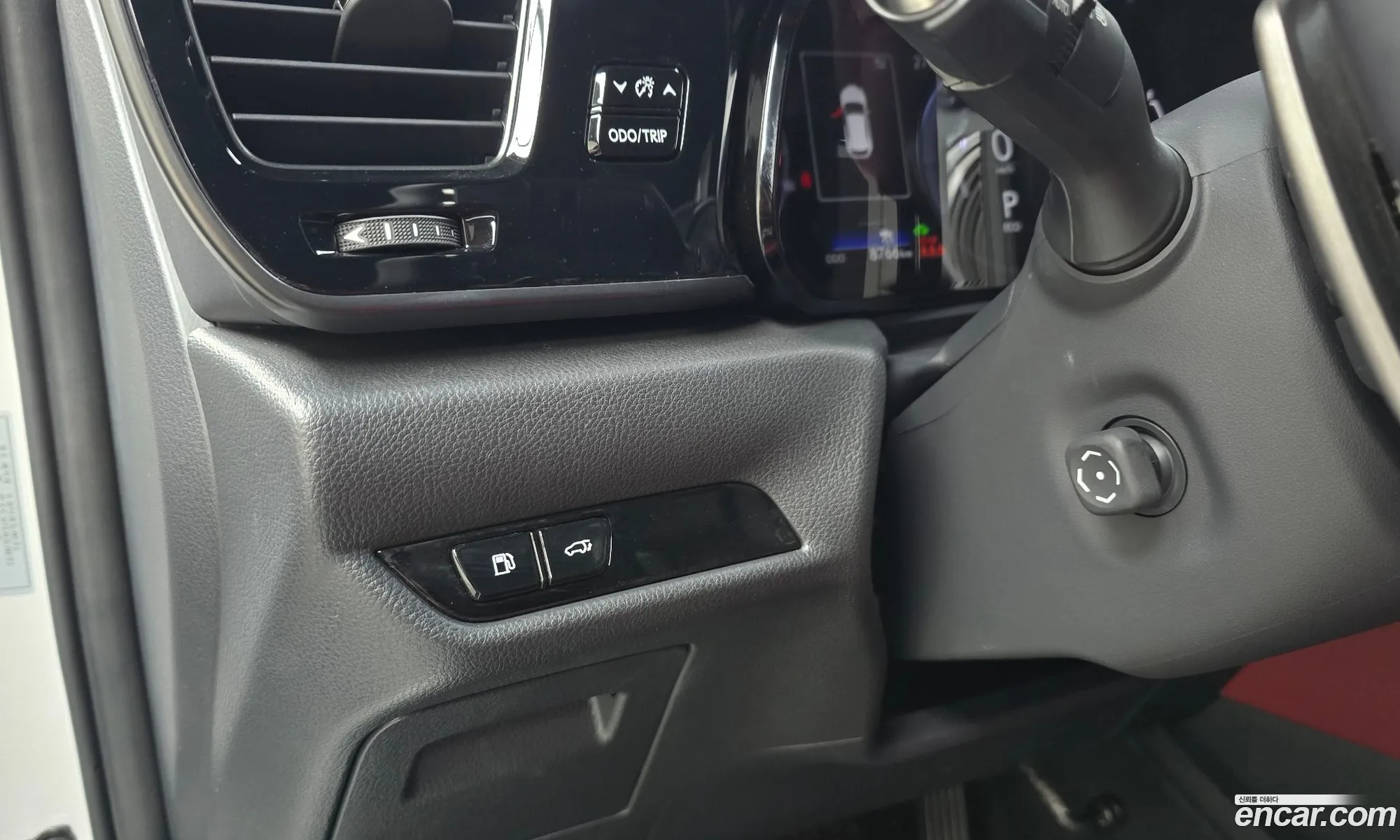 Lexus NX350h 2022 — 9