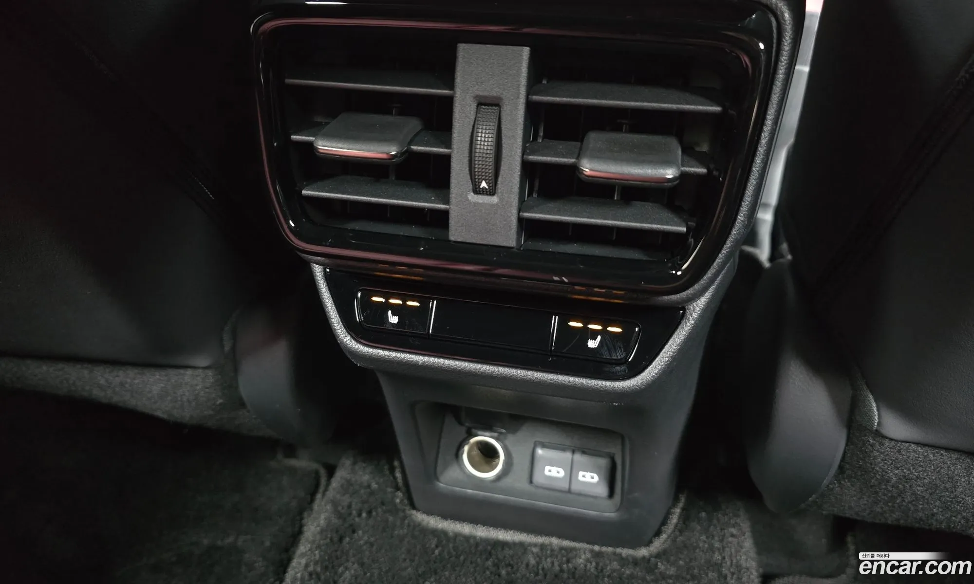 Lexus NX350h 2022 — 19