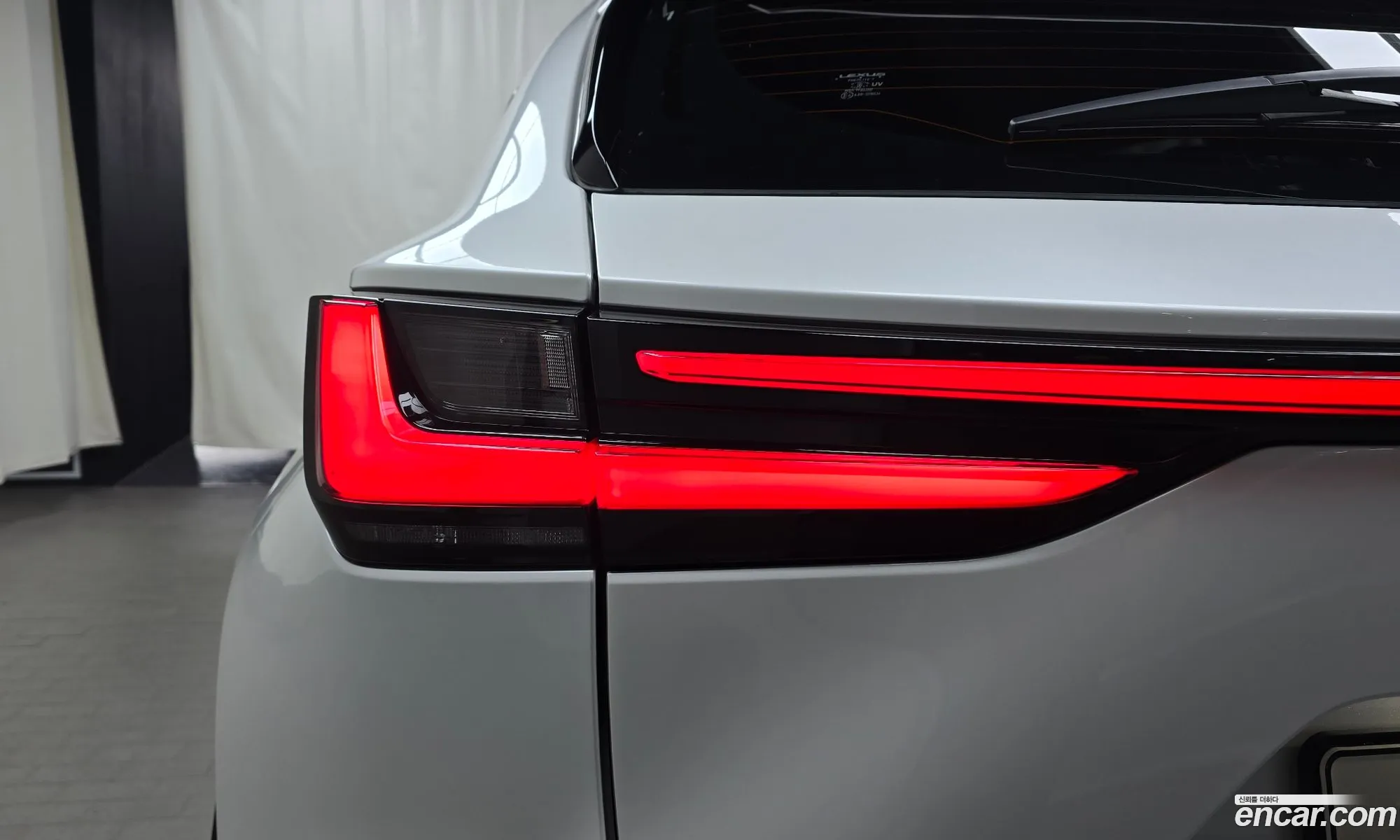 Lexus NX350h 2022 — 11