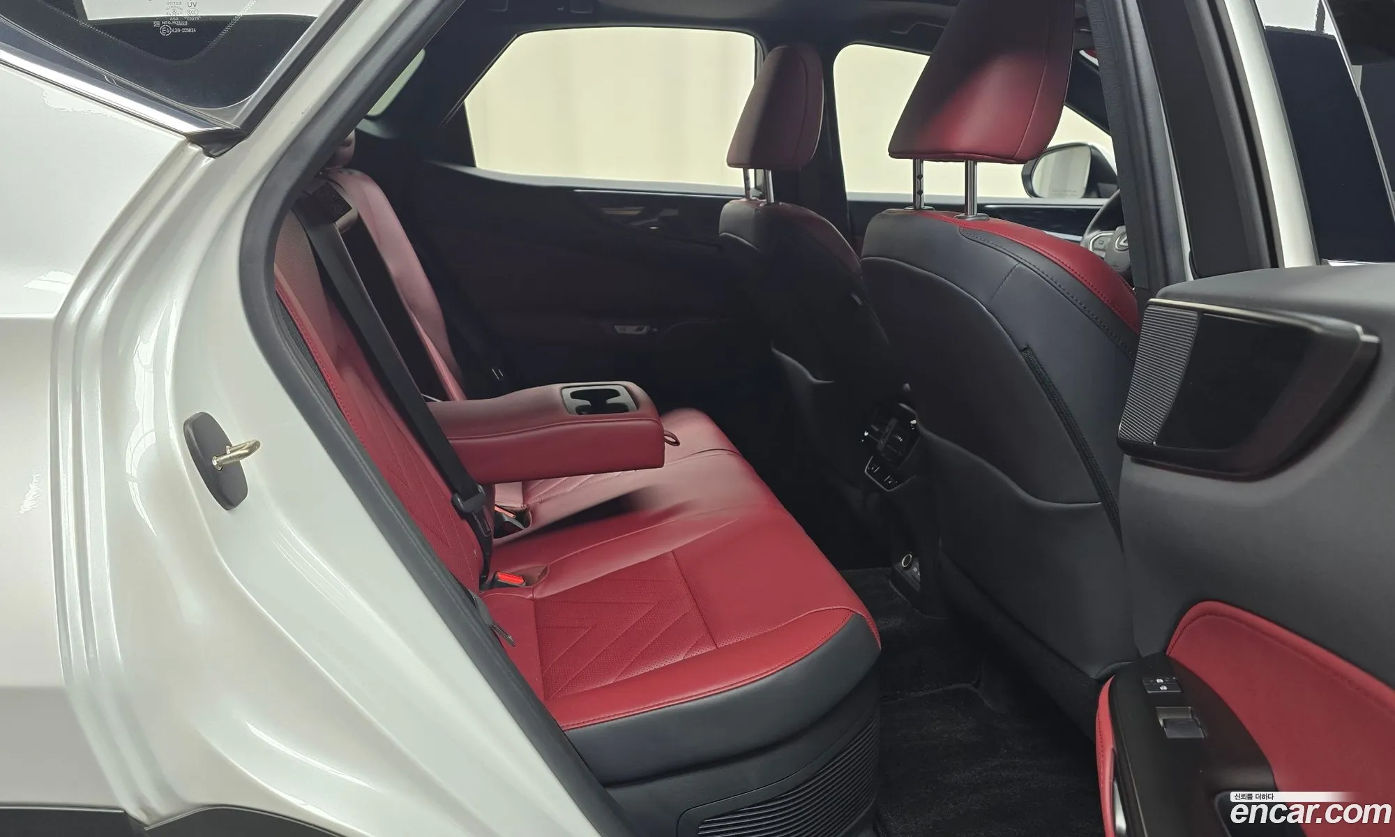 Lexus NX350h 2022 — 25
