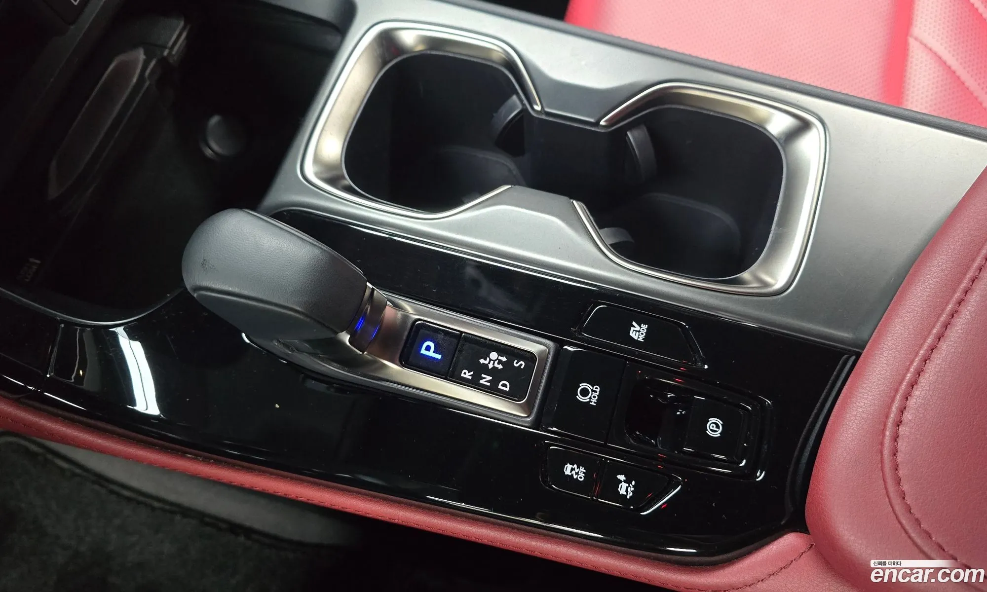 Lexus NX350h 2022 — 27