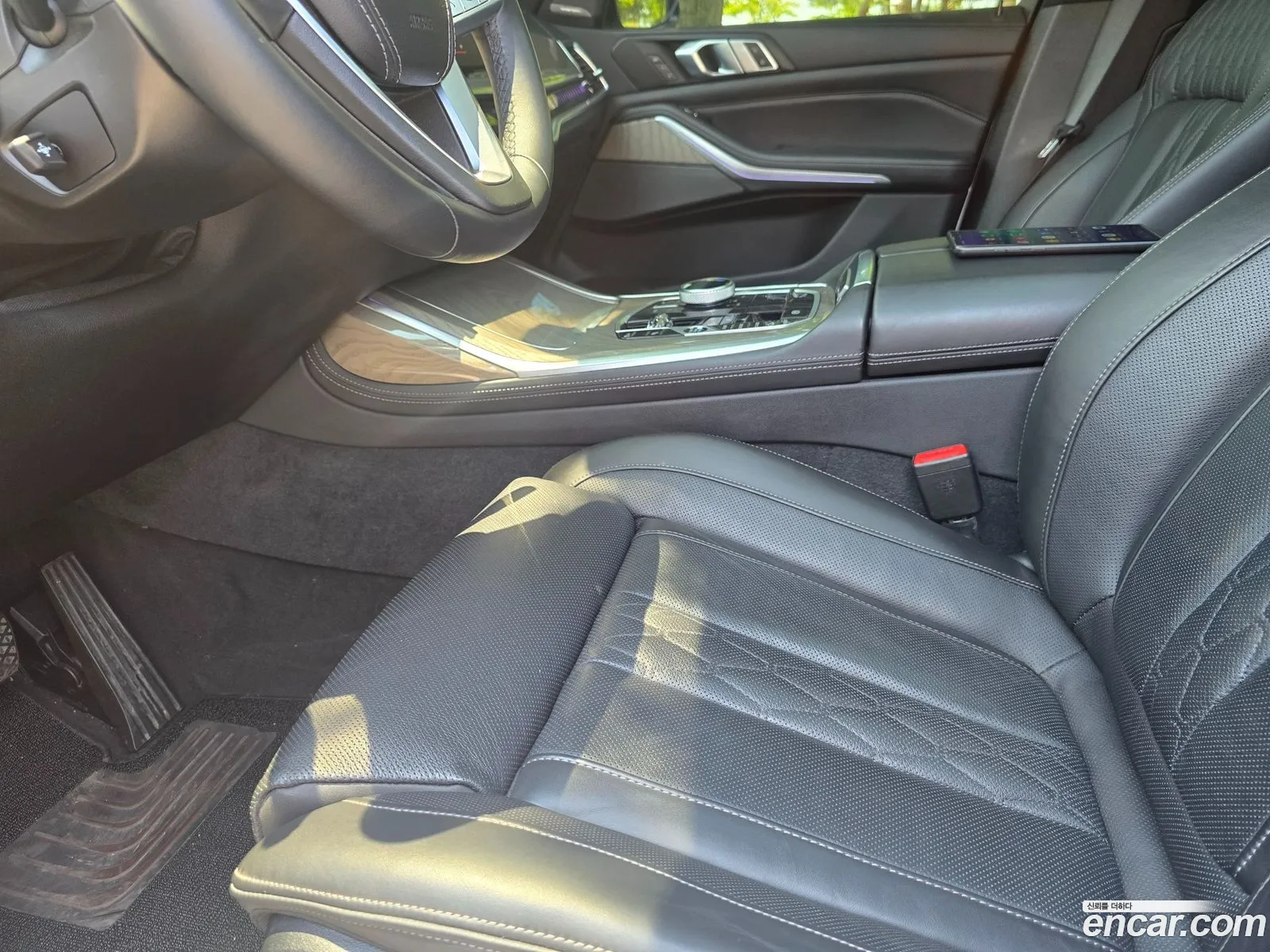 BMW X7 2023 — 7