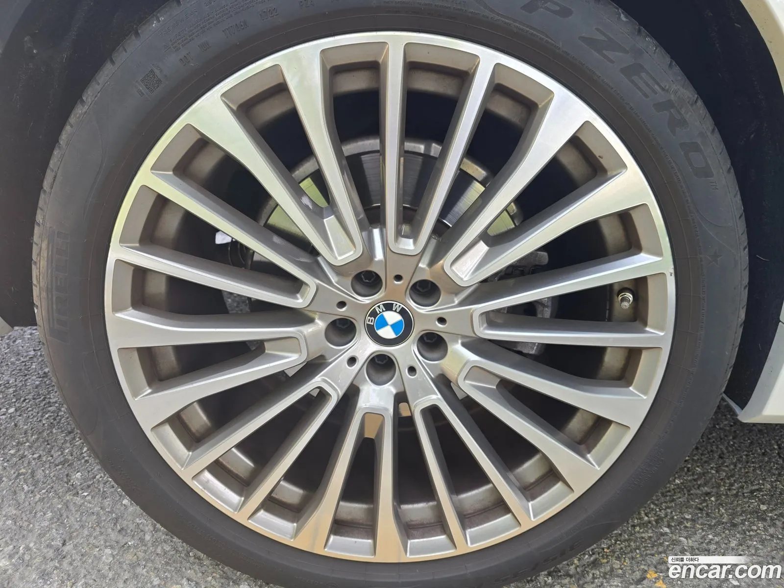 BMW X7 2023 — 6