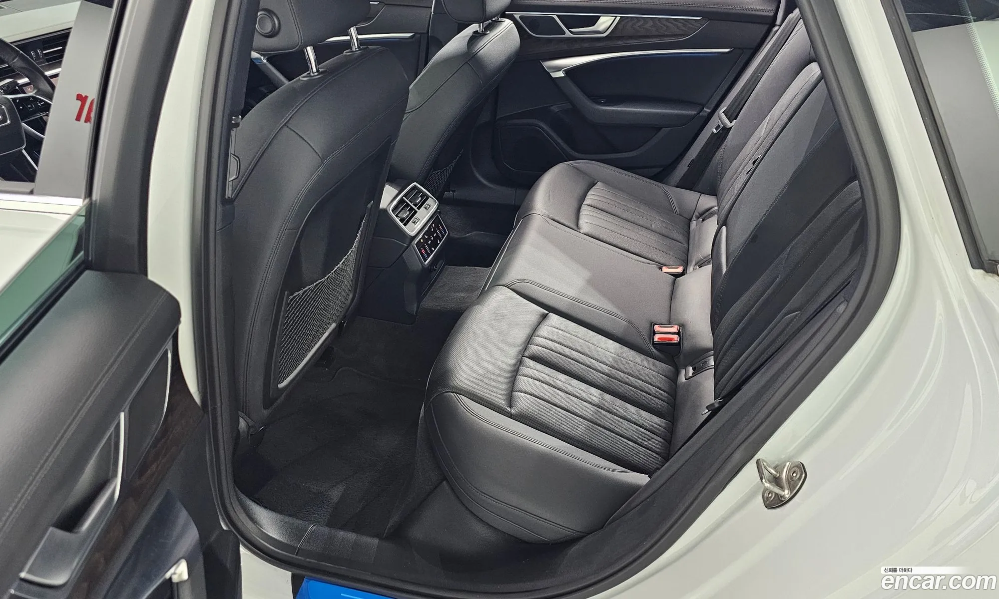 Audi A6 2021 WAUZZZF2XMN042496 — 4