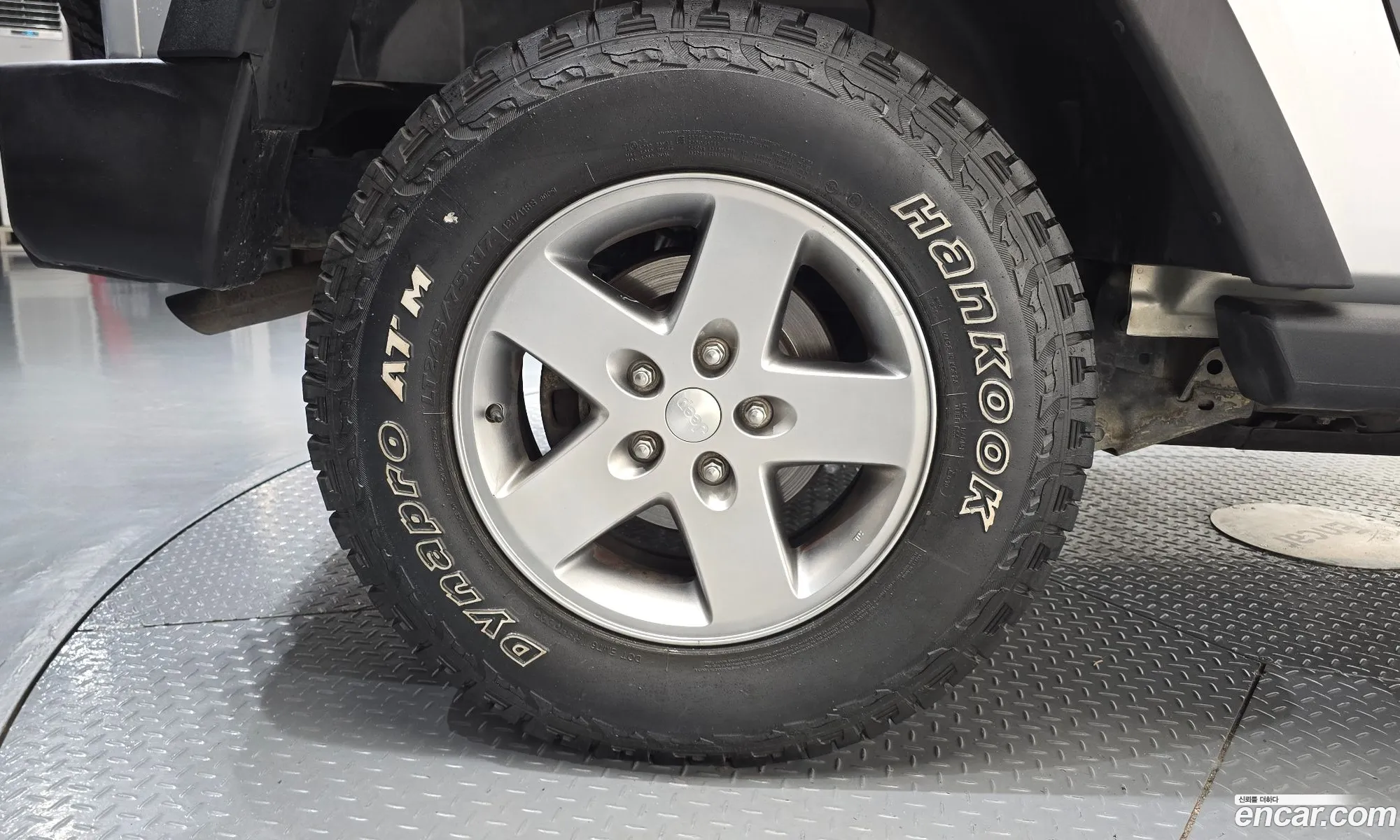 Jeep Wrangler 2011 1J4BA6D5XBL632062 — 18
