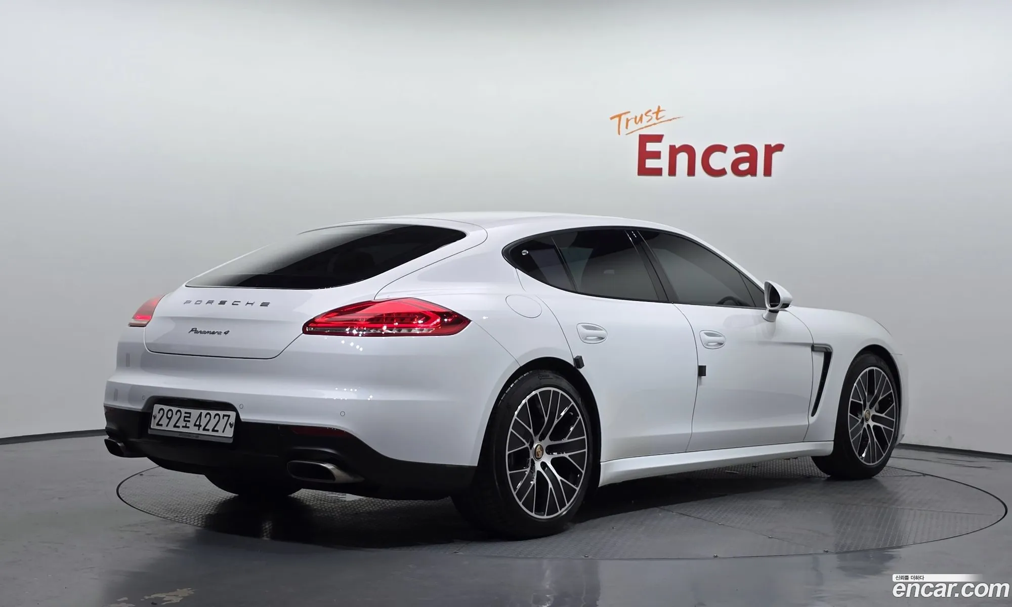 Porsche Panamera 2015 — 9