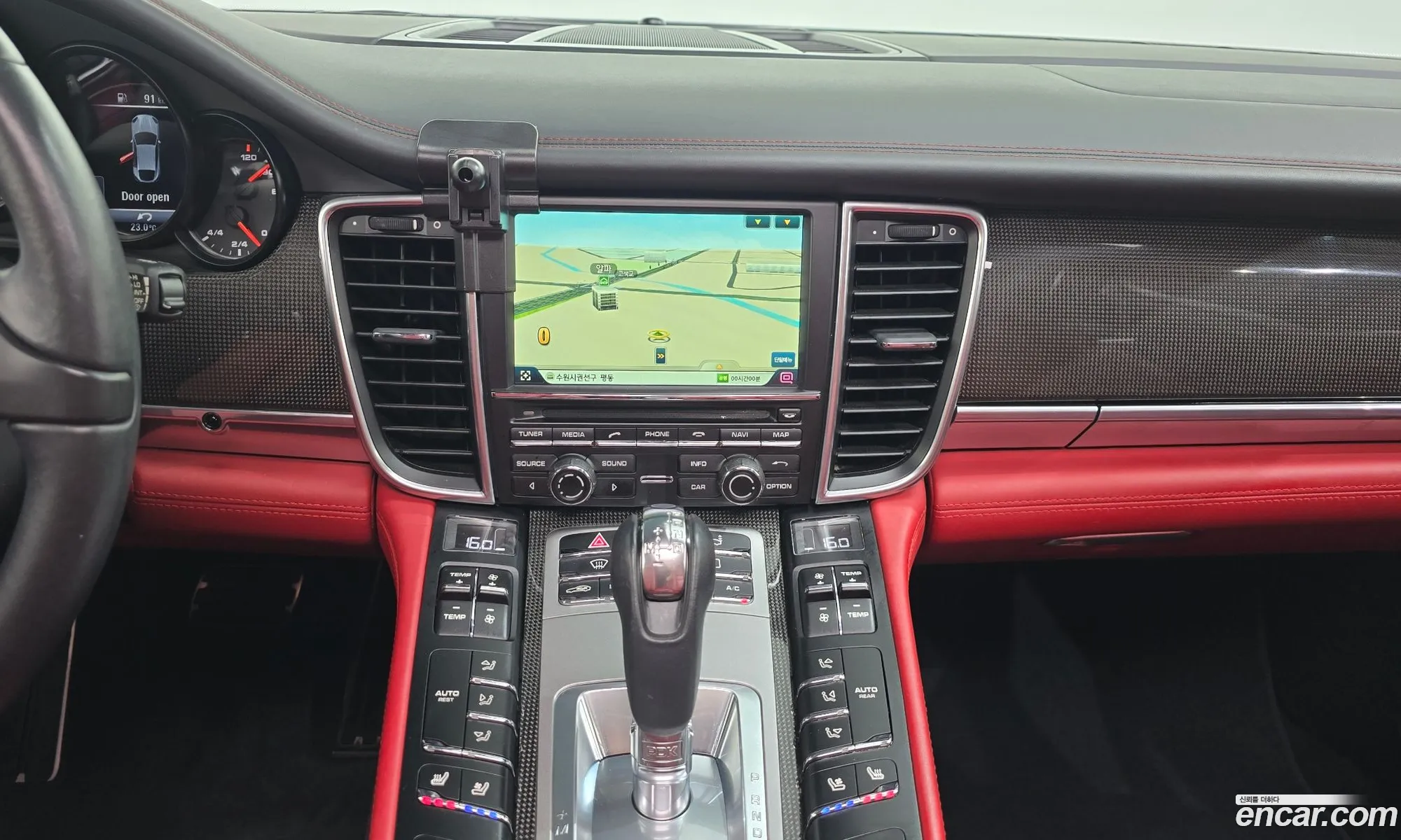 Porsche Panamera 2015 — 16