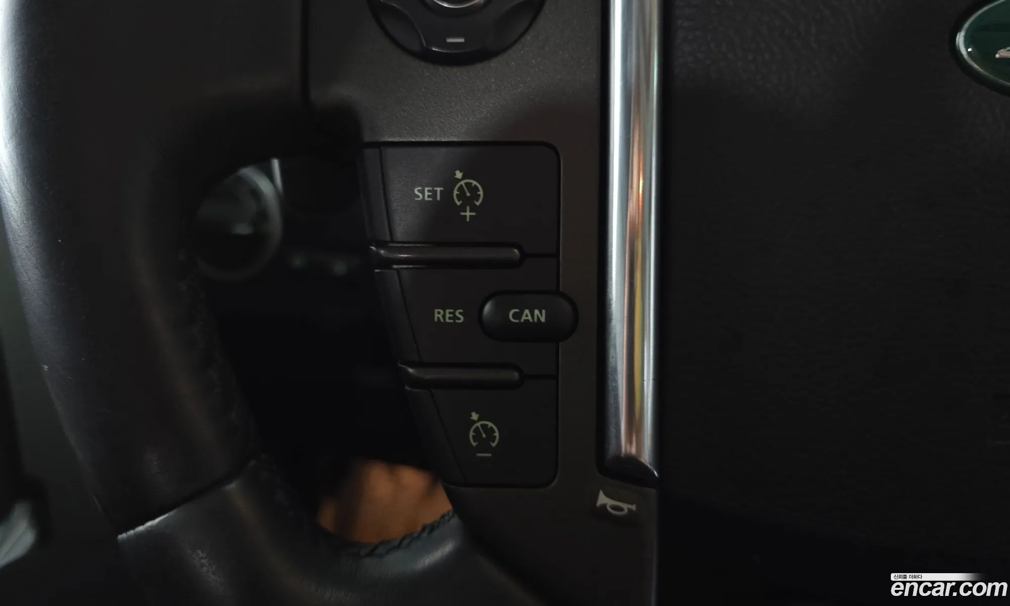 Land Rover Discovery 4 2013 SALLAAAG6DA699418 — 16