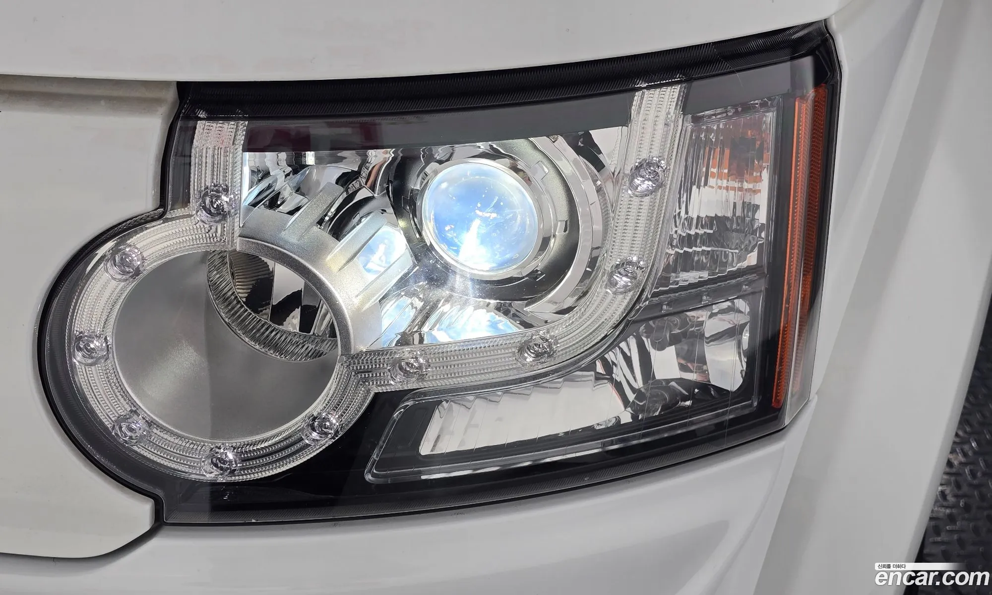 Land Rover Discovery 4 2013 SALLAAAG6DA699418 — 34