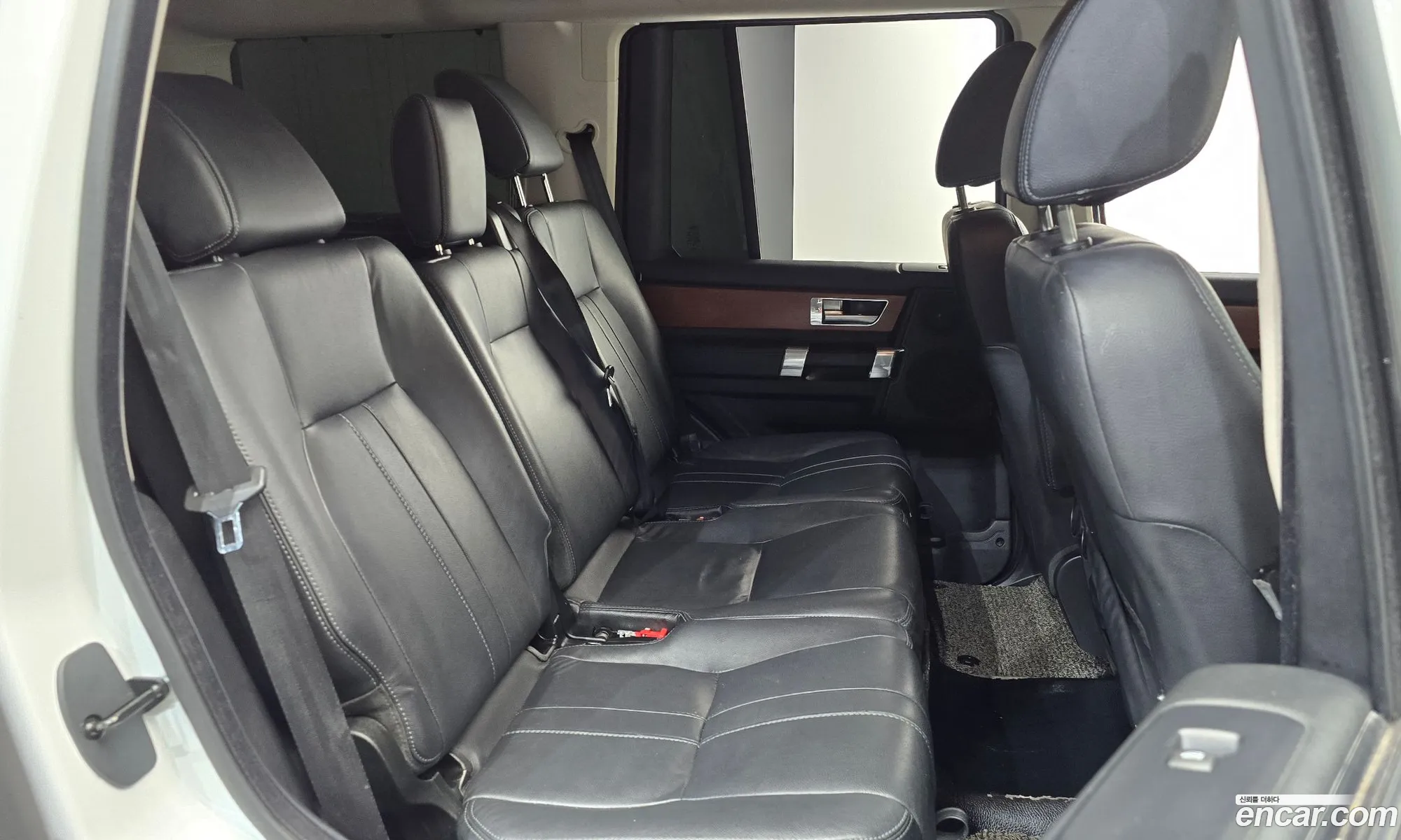 Land Rover Discovery 4 2013 SALLAAAG6DA699418 — 12