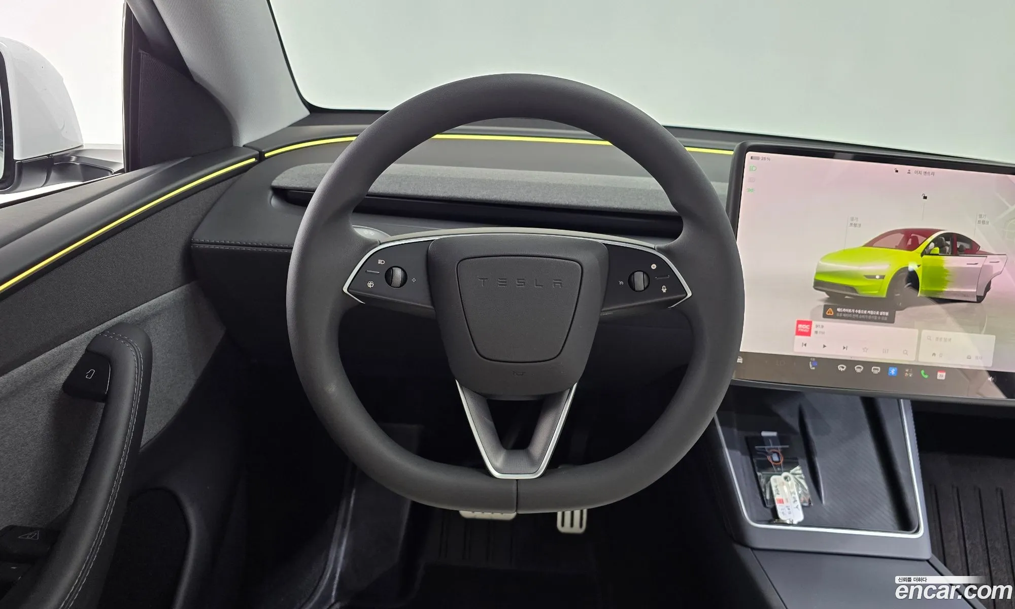 Tesla Model Y 2025 LRWYGCFJ0SC341803 — 12
