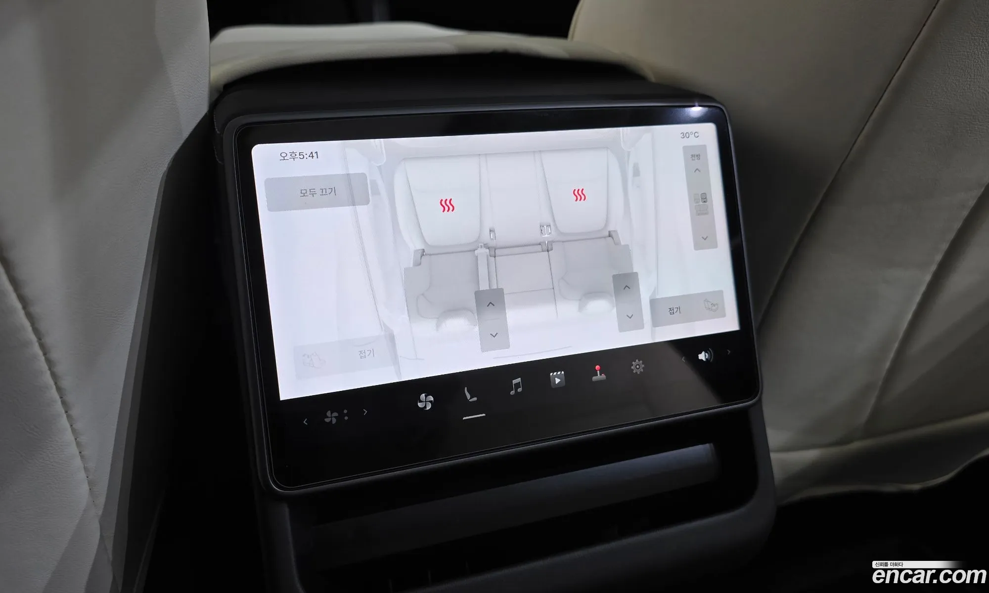 Tesla Model Y 2025 LRWYGCFJ0SC341803 — 5