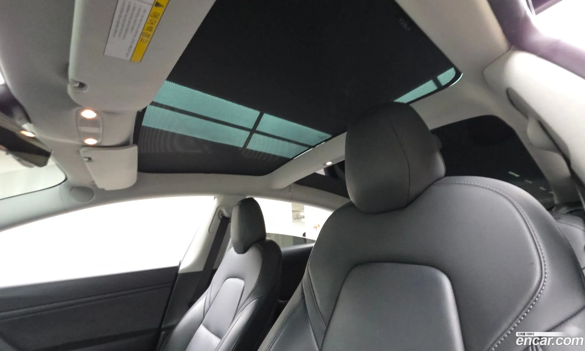 Tesla Model 3 2020 — 17