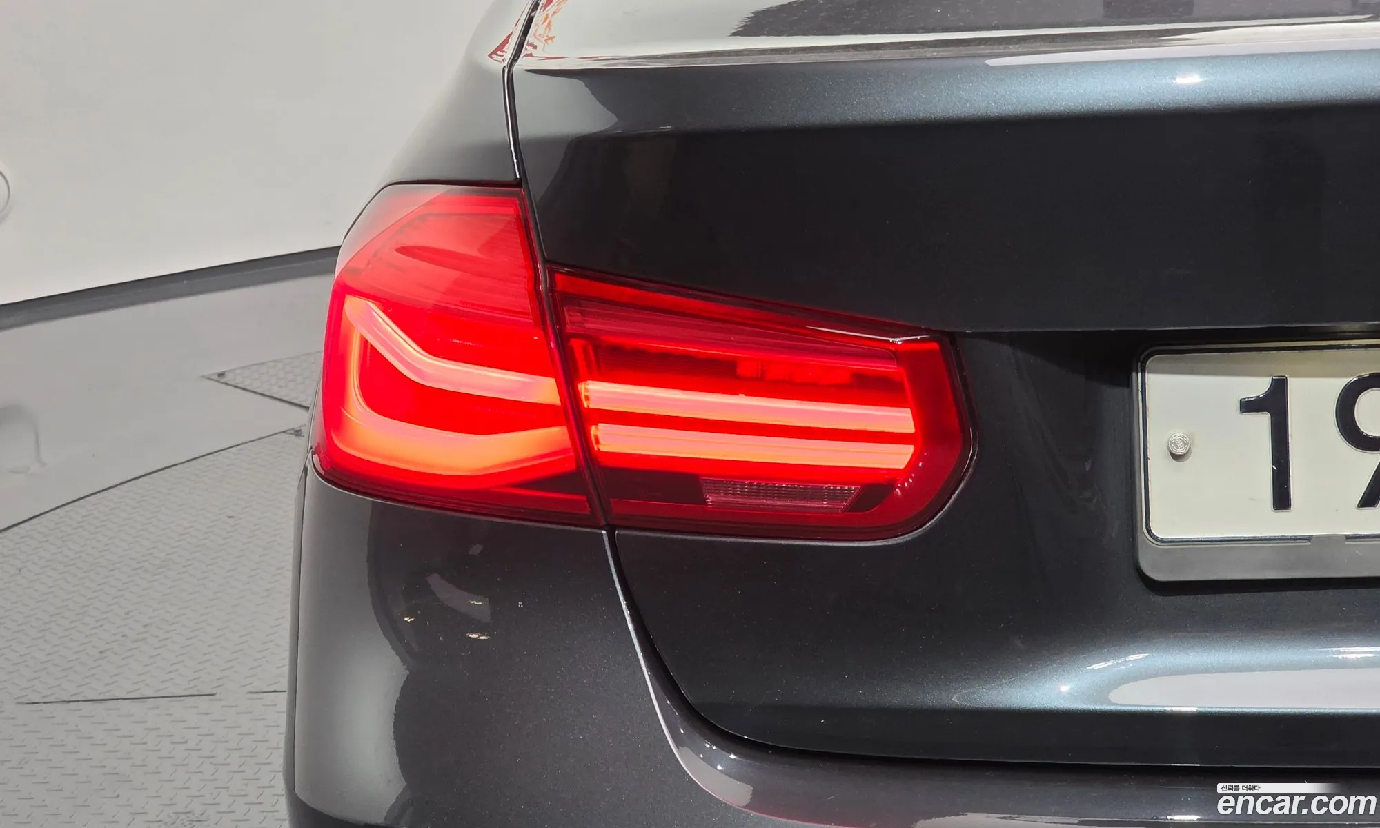 BMW 3 Series 2017 WBA8A9101HK883056 — 16