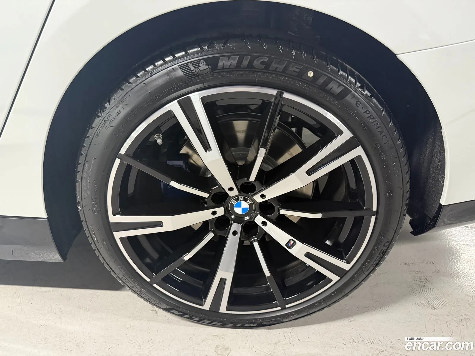 BMW 5 Series 2026 — 6