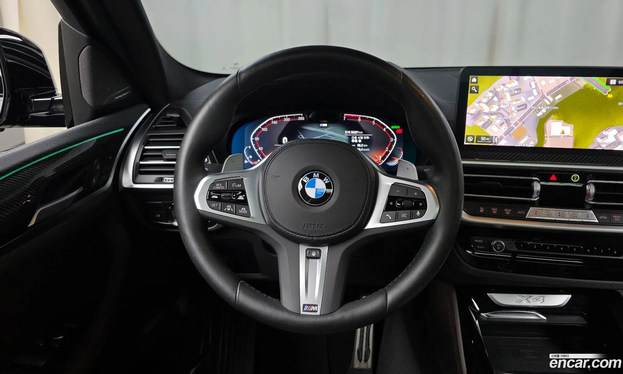 BMW X4 2024 WBA21DT06R9V72298 — 5