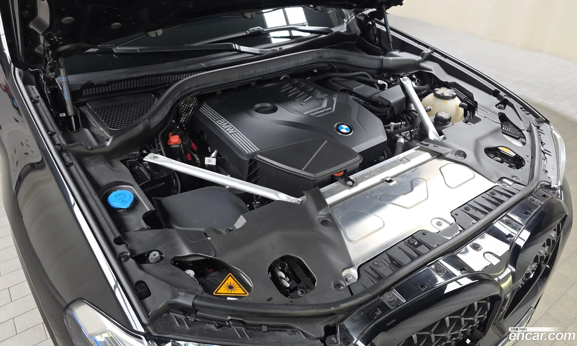 BMW X4 2024 WBA21DT06R9V72298 — 16