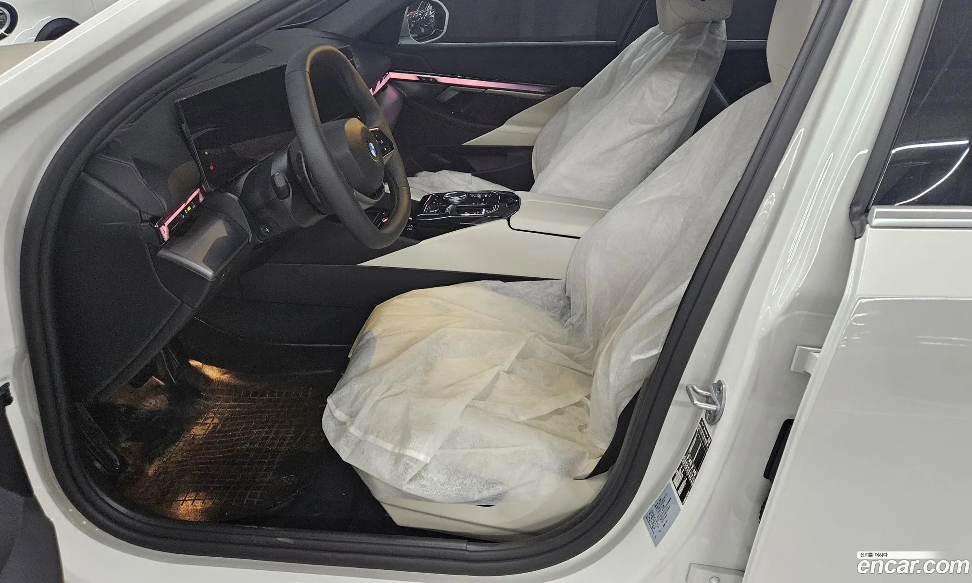BMW 5 Series 2025 — 15