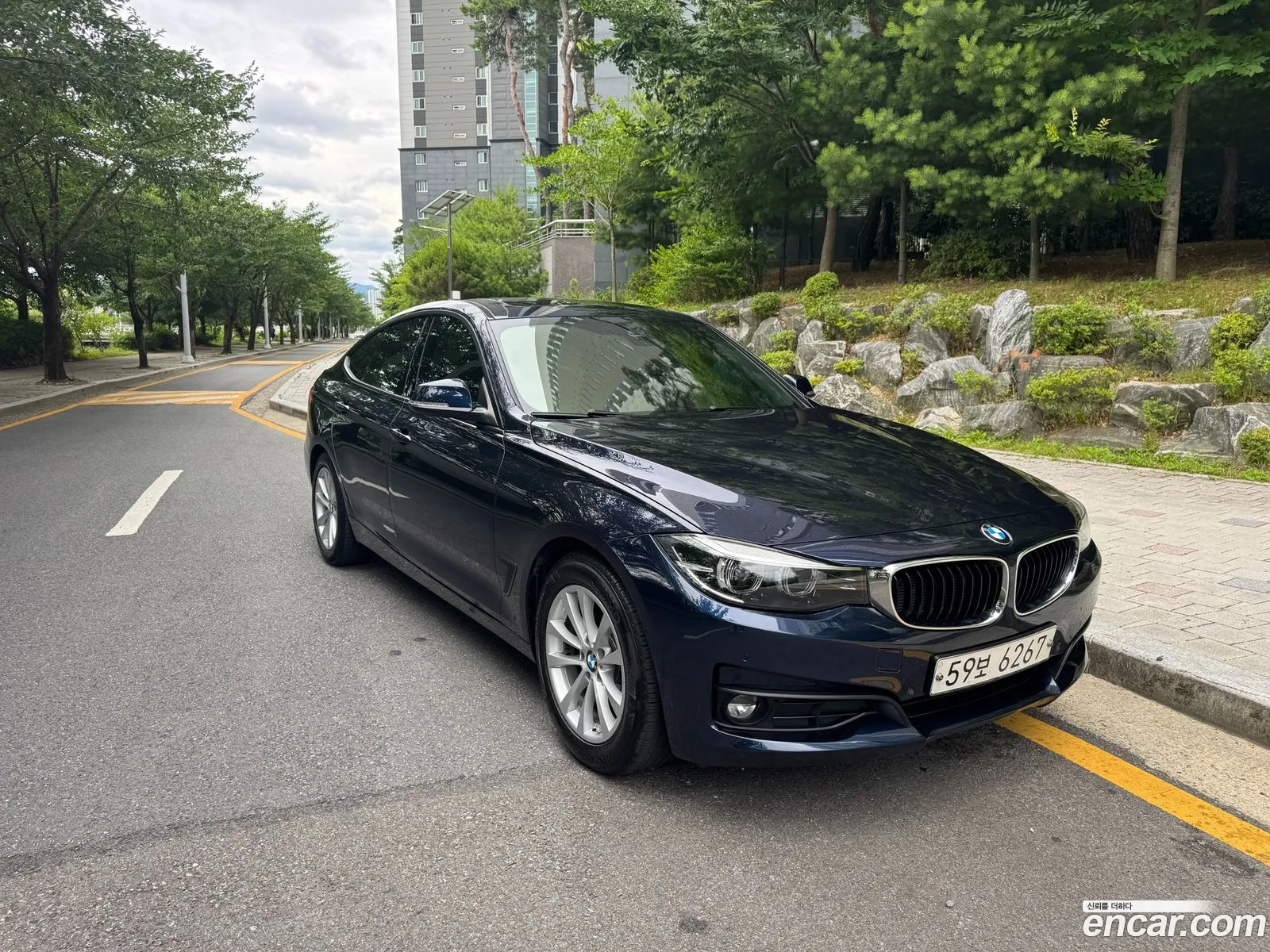 BMW 3 Series GT 2018 — 9