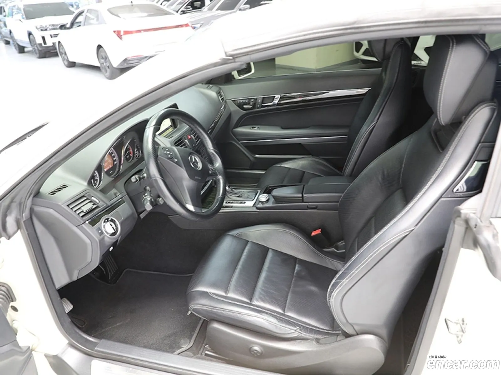 Mercedes-Benz E-Class W212 2011 — 3