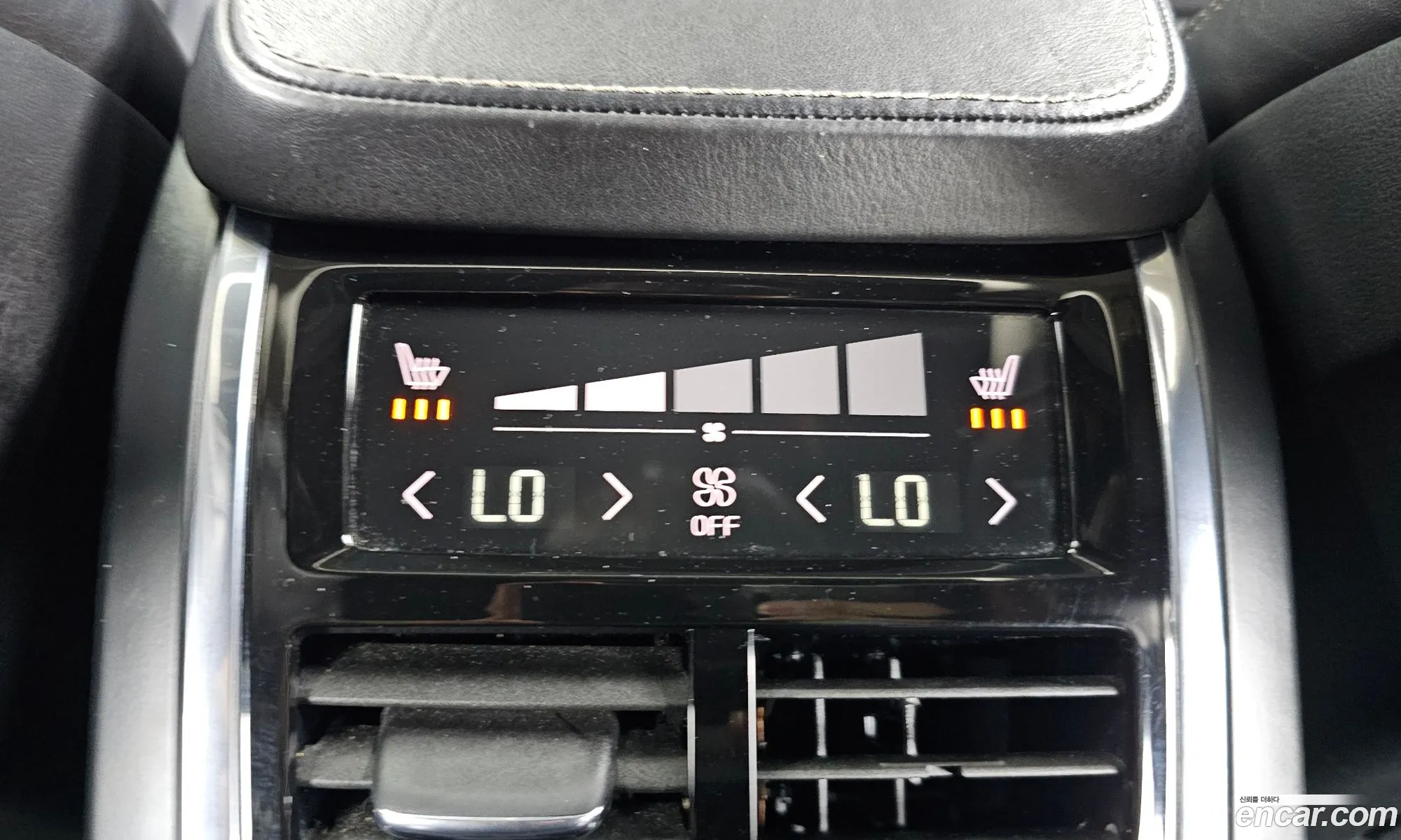 Volvo XC90 2016 YV1LFBC0DH1126582 — 18