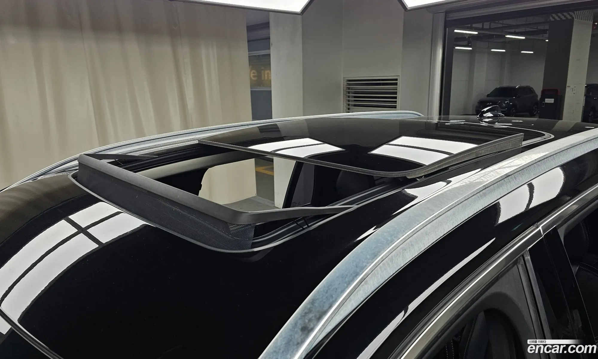 Volvo XC90 2016 YV1LFBC0DH1126582 — 16
