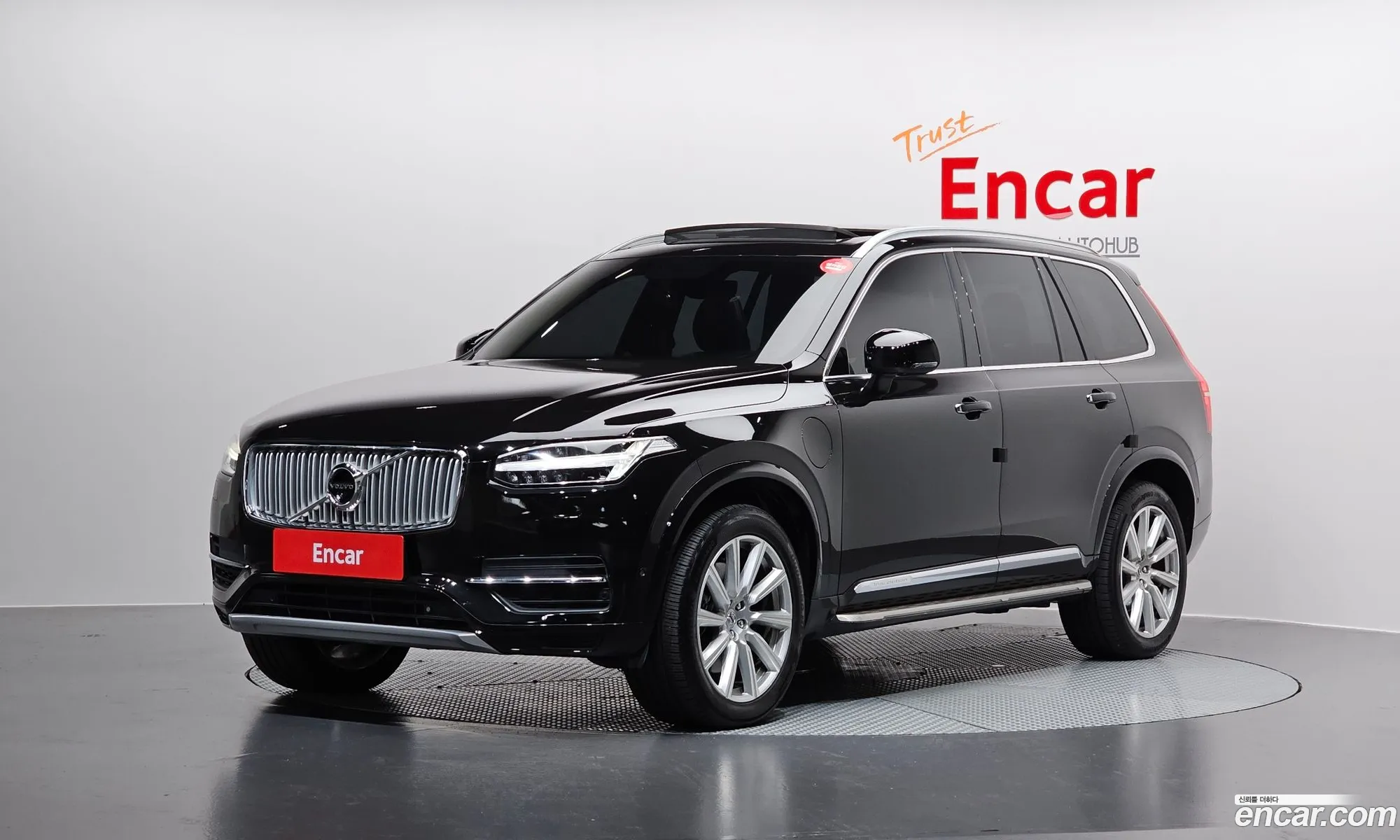 Volvo XC90 2016 YV1LFBC0DH1126582 — 14