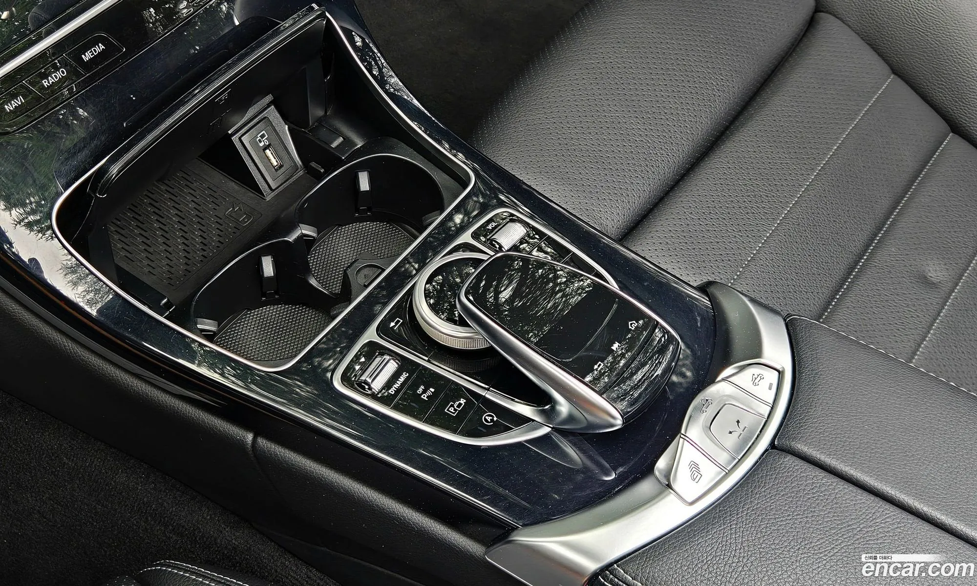Mercedes-Benz C-Class W205 2020 — 18