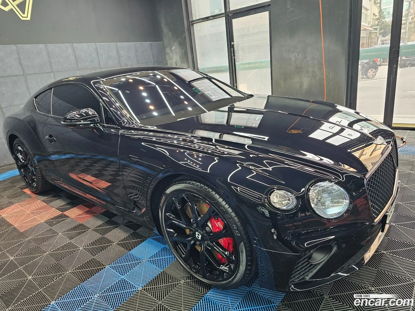 Bentley Continental GT 2023 — 10