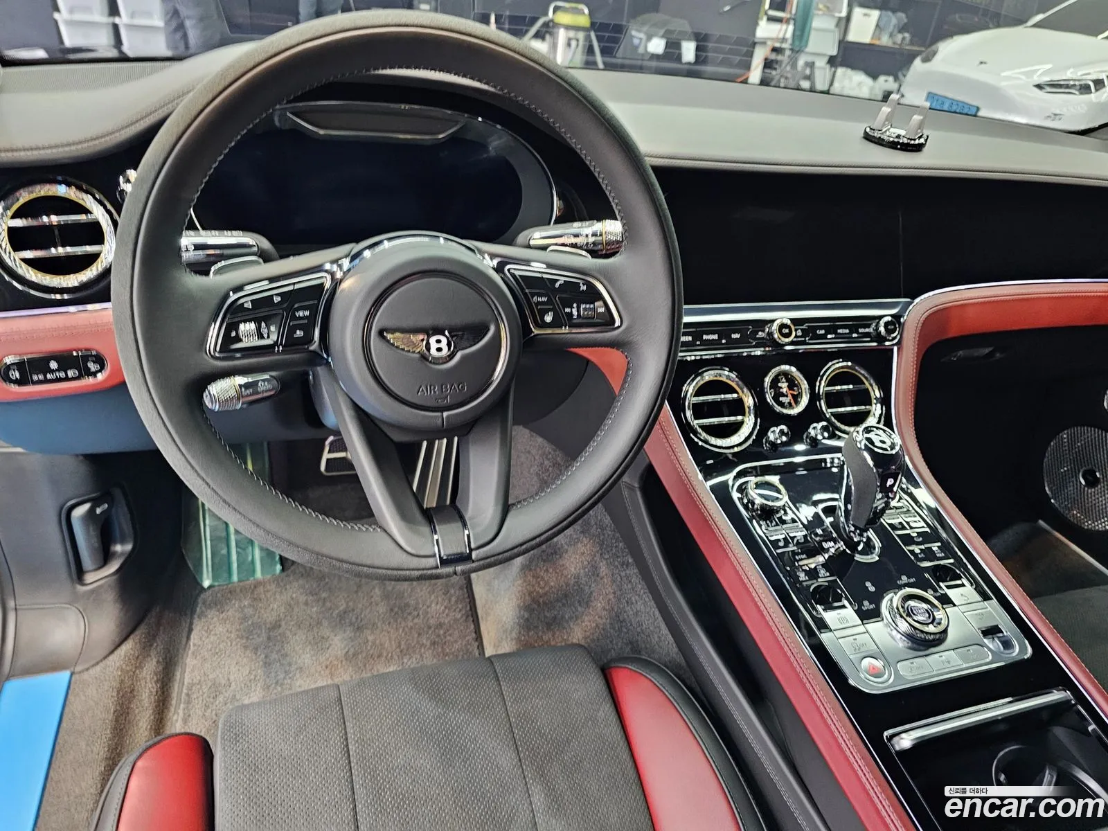 Bentley Continental GT 2023 — 6
