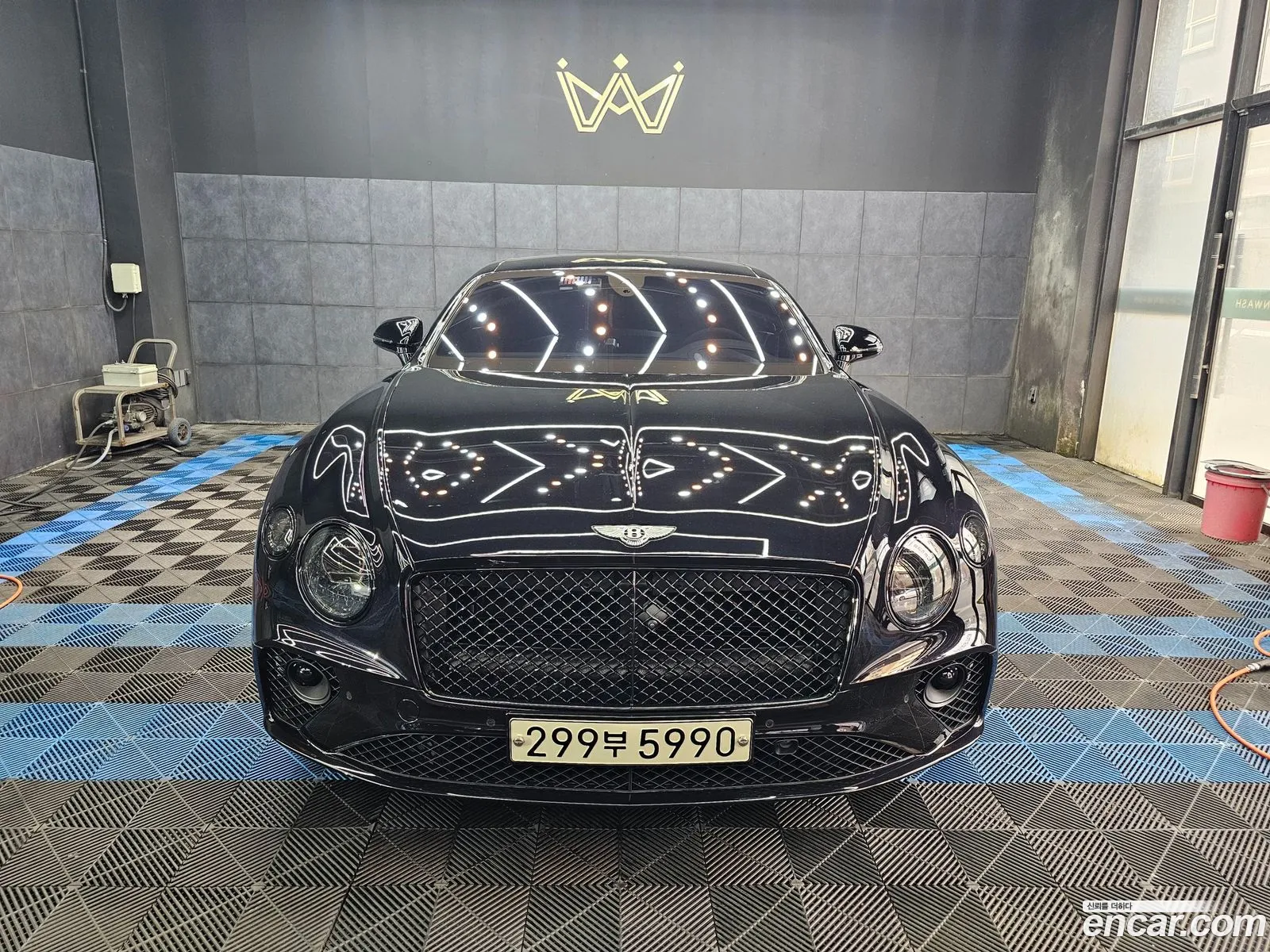 Bentley Continental GT 2023 — 18