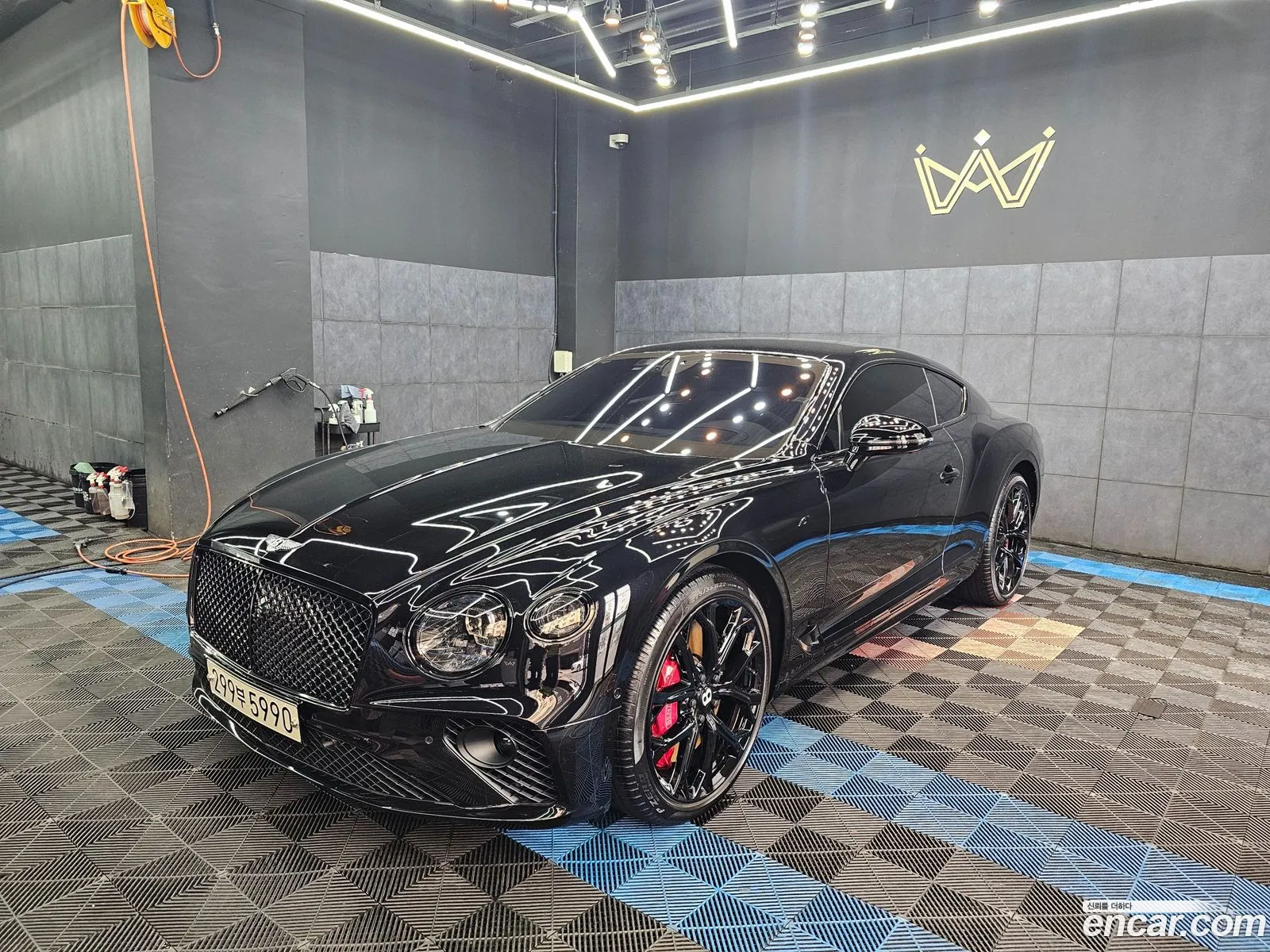 Bentley Continental GT 2023 — 16