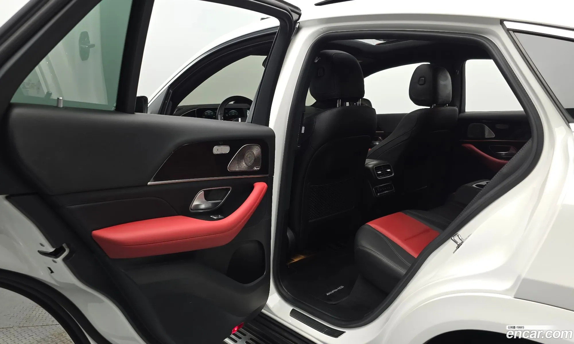 Mercedes-Benz GLE-Class W167 2023 — 17