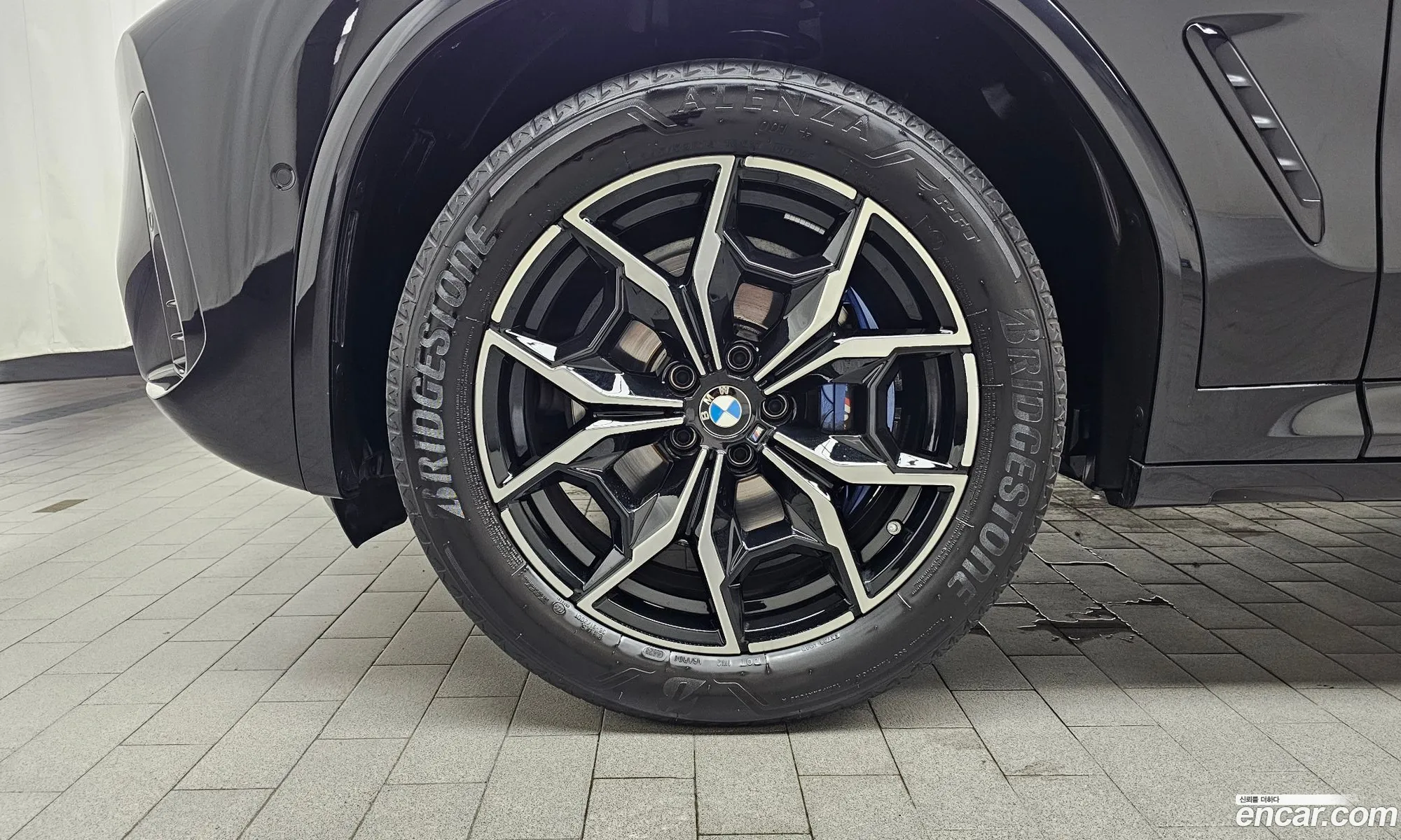 BMW X3 2024 WBA31DP03R9U90768 — 2