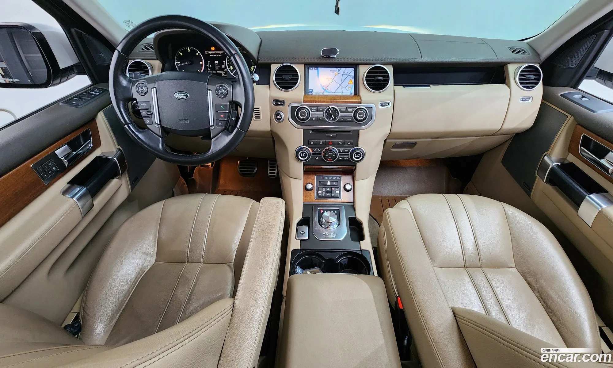 Land Rover Discovery 4 2016 SALLAAAG6GA811316 — 19