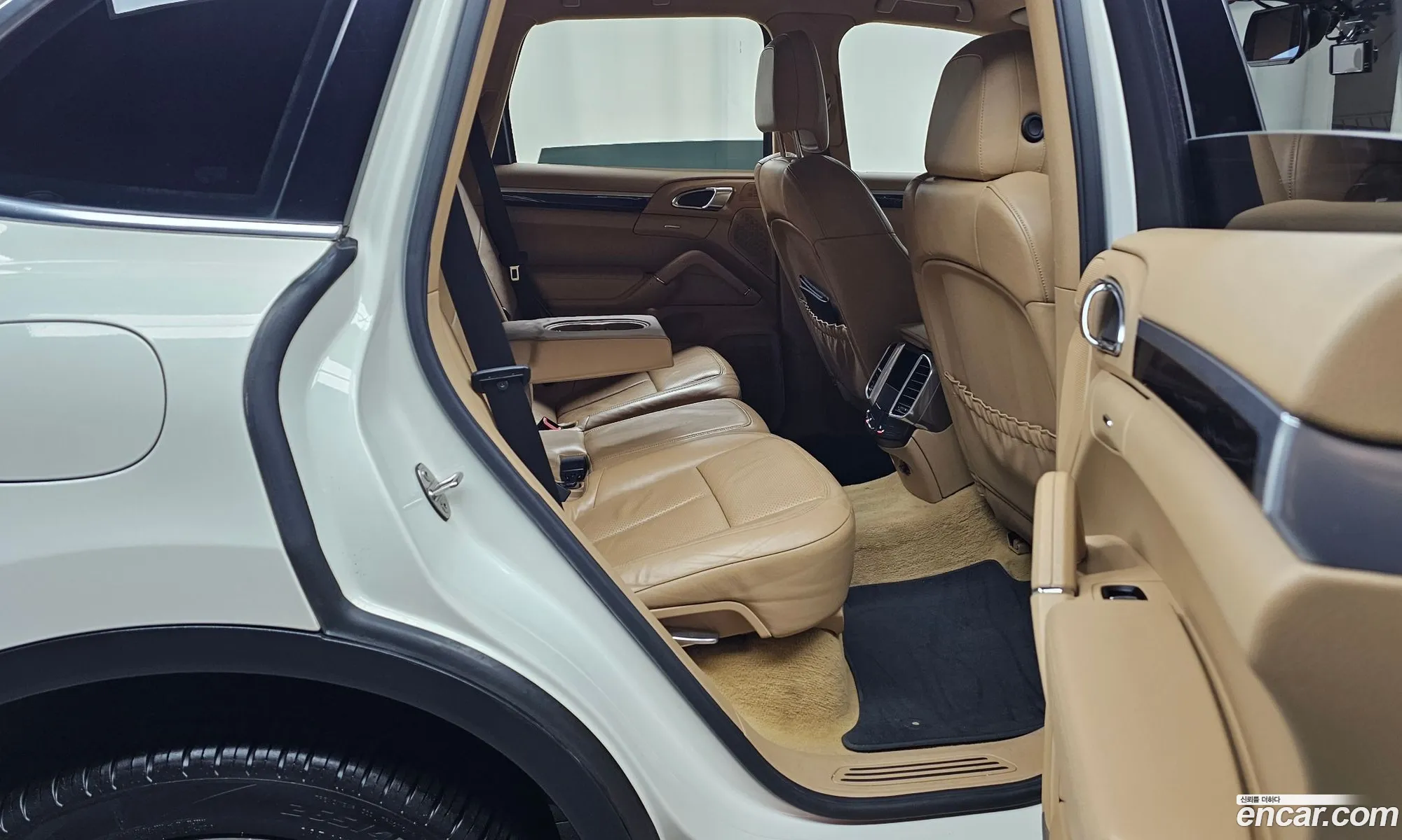 Porsche Cayenne 2011 — 15