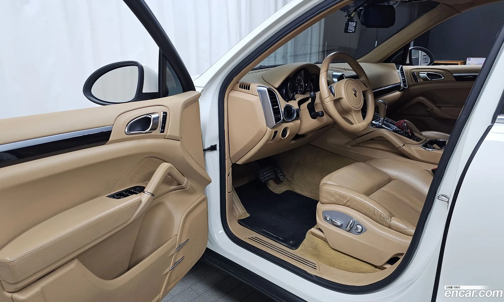 Porsche Cayenne 2011 — 20