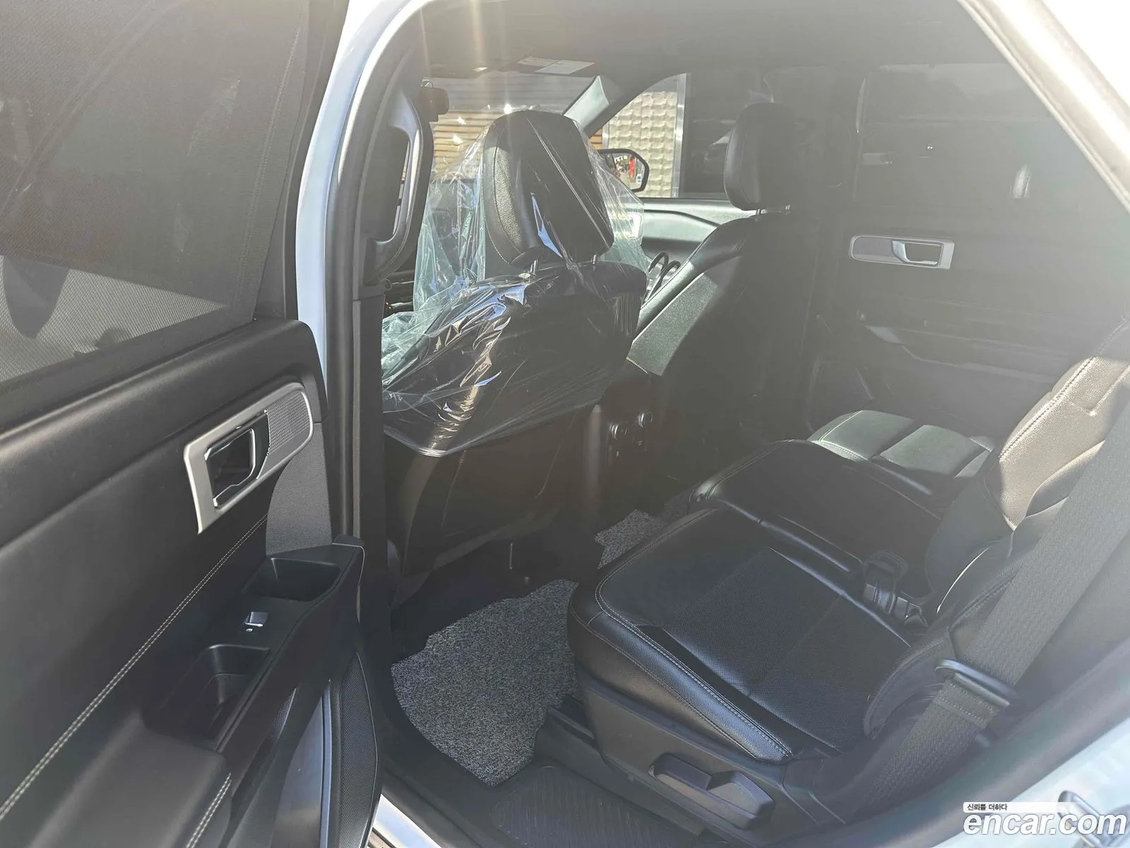 Ford Explorer 6th Gen 2020 — 12