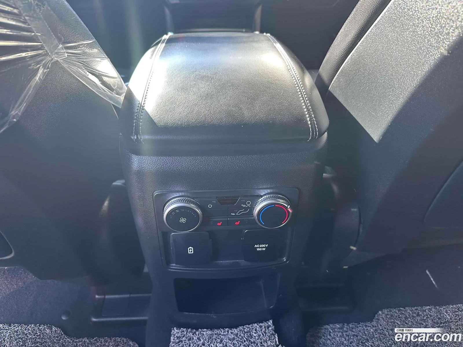 Ford Explorer 6th Gen 2020 — 6