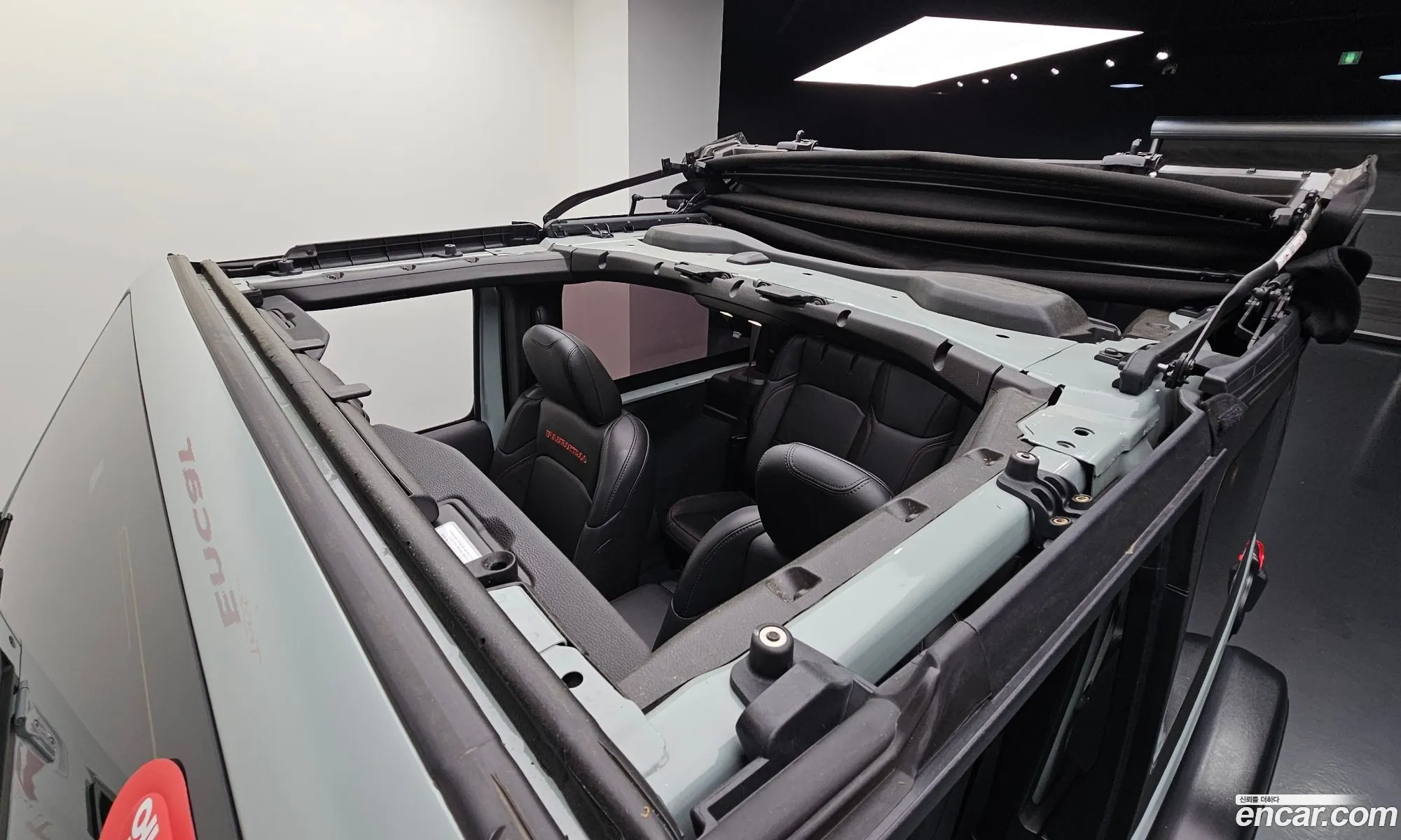 Jeep Wrangler 2024 — 28