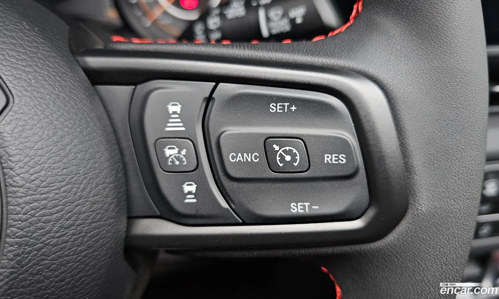 Jeep Wrangler 2024 — 21
