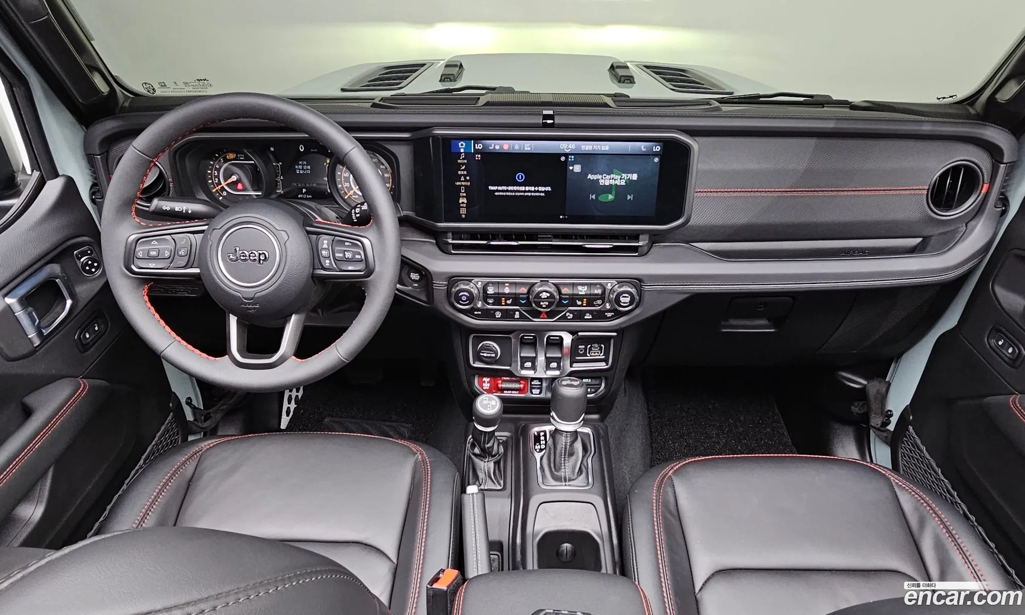 Jeep Wrangler 2024 — 9