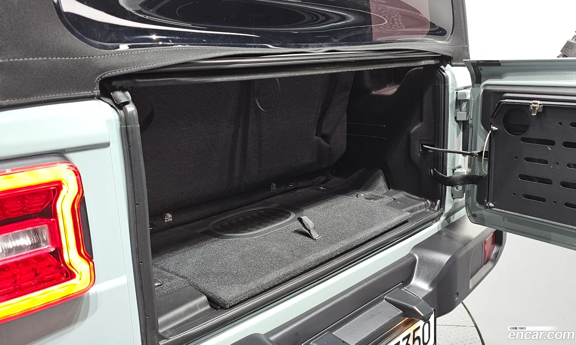 Jeep Wrangler 2024 — 30