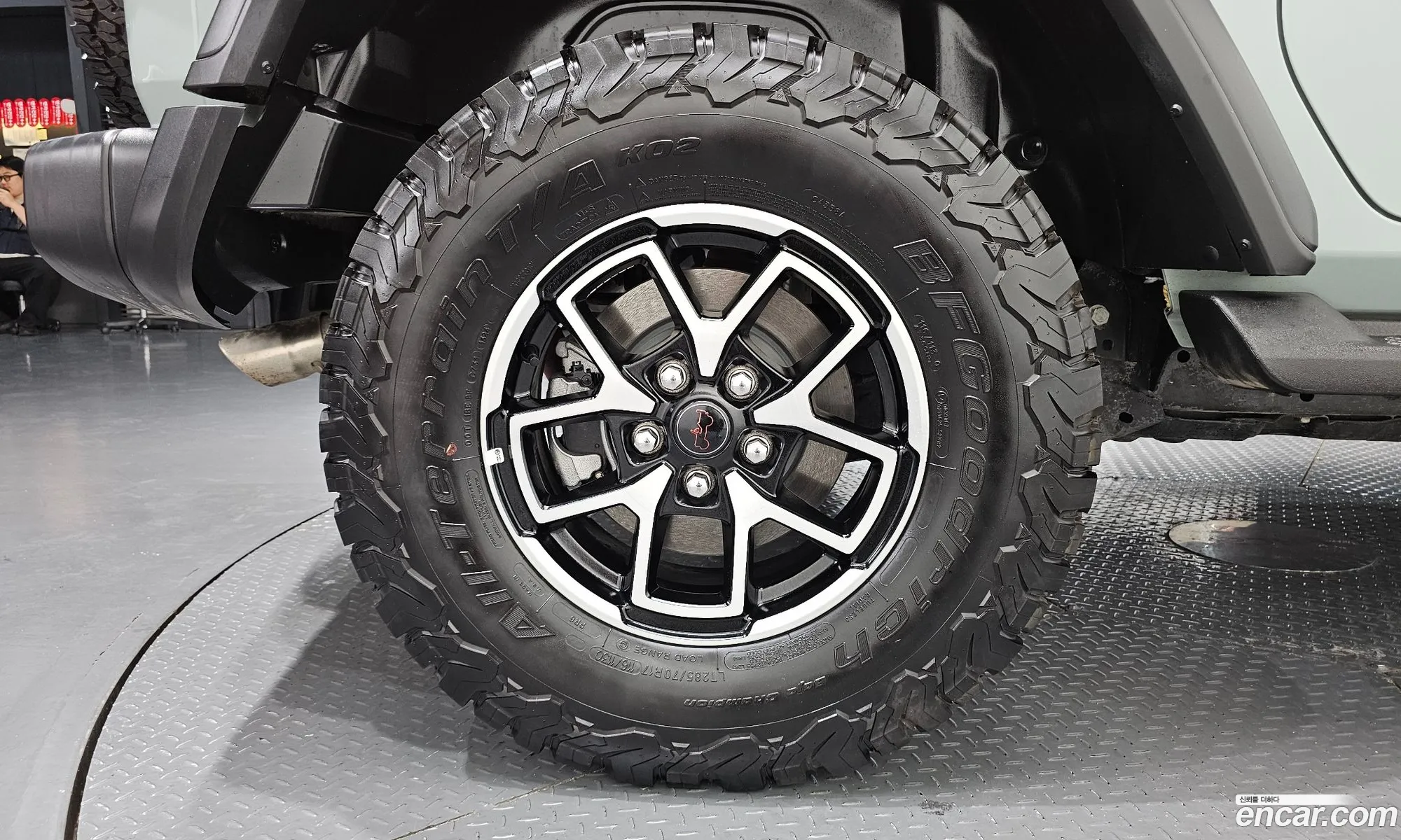 Jeep Wrangler 2024 — 17