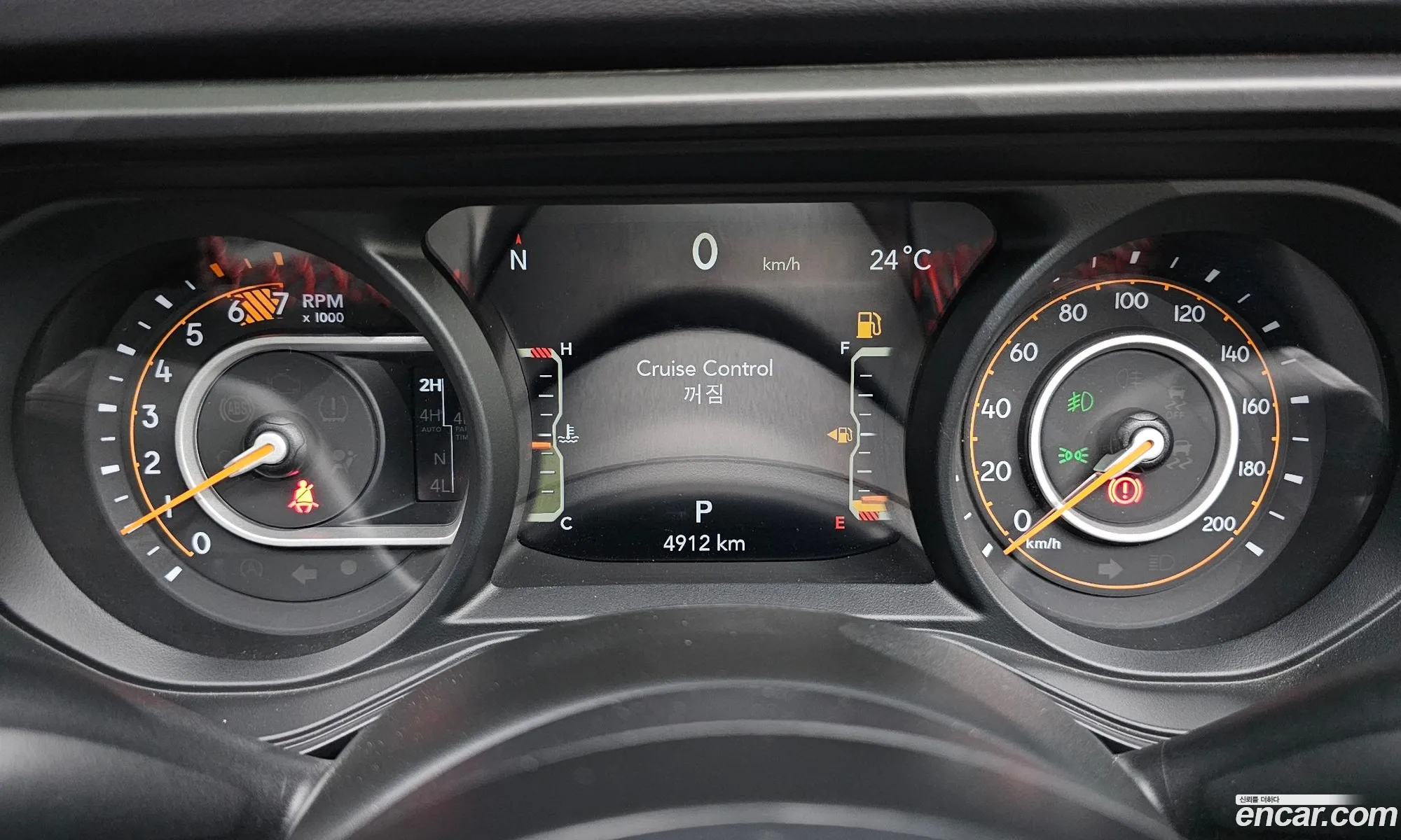 Jeep Wrangler 2024 — 23