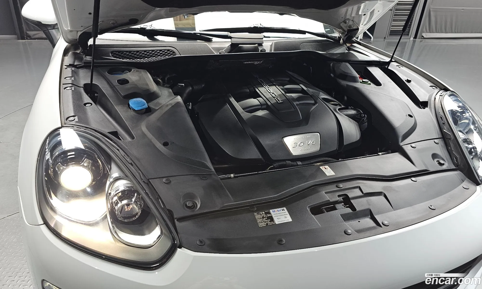 Porsche Cayenne 2016 WP1AF2924GKA48908 — 13